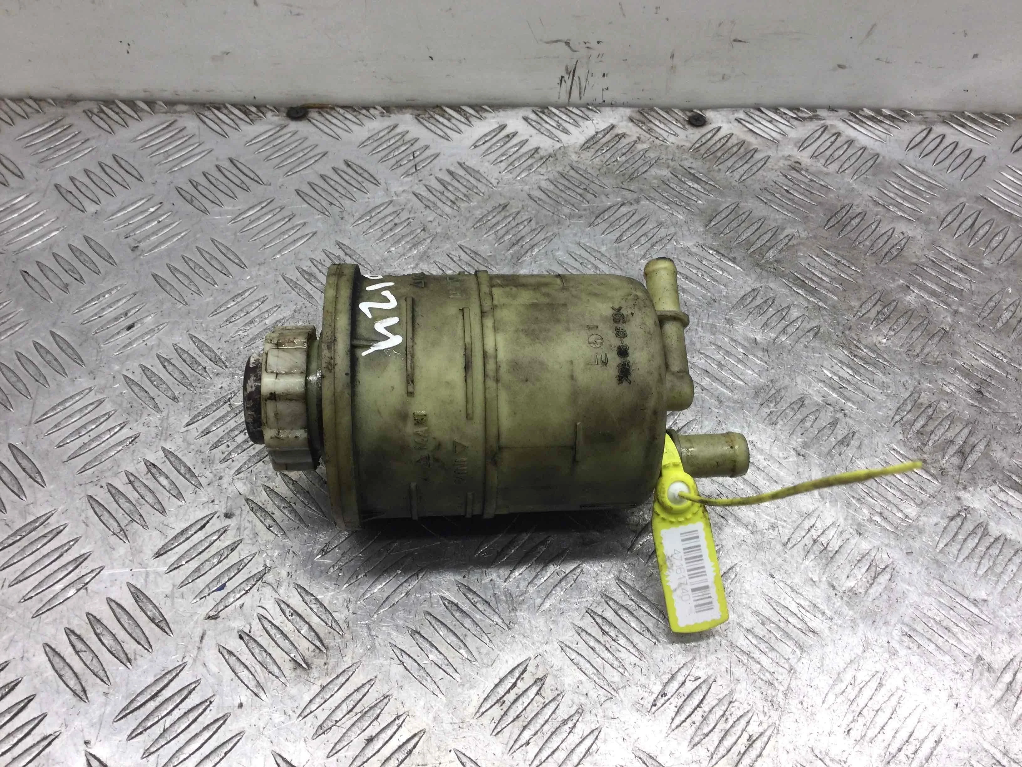 Бачок гидроусилителя Renault Master 2 поколение (1998-2003) дизель 2.8 TDI Механика Микроавтобус