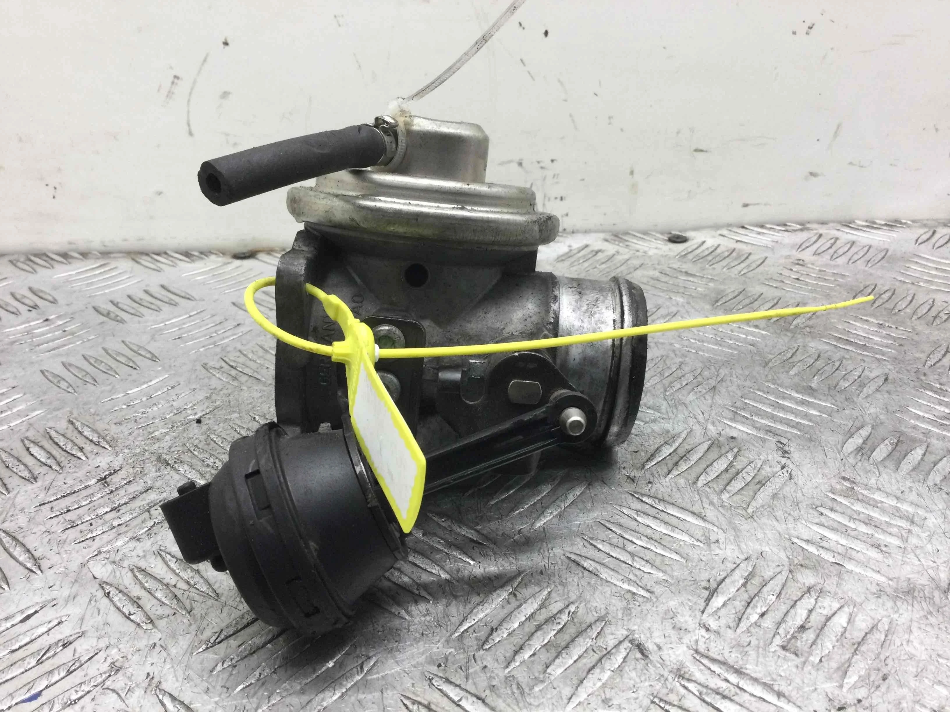 Клапан EGR Volkswagen Polo 3 поколение (1994-2001) дизель 1.4 TDI Механика Седан