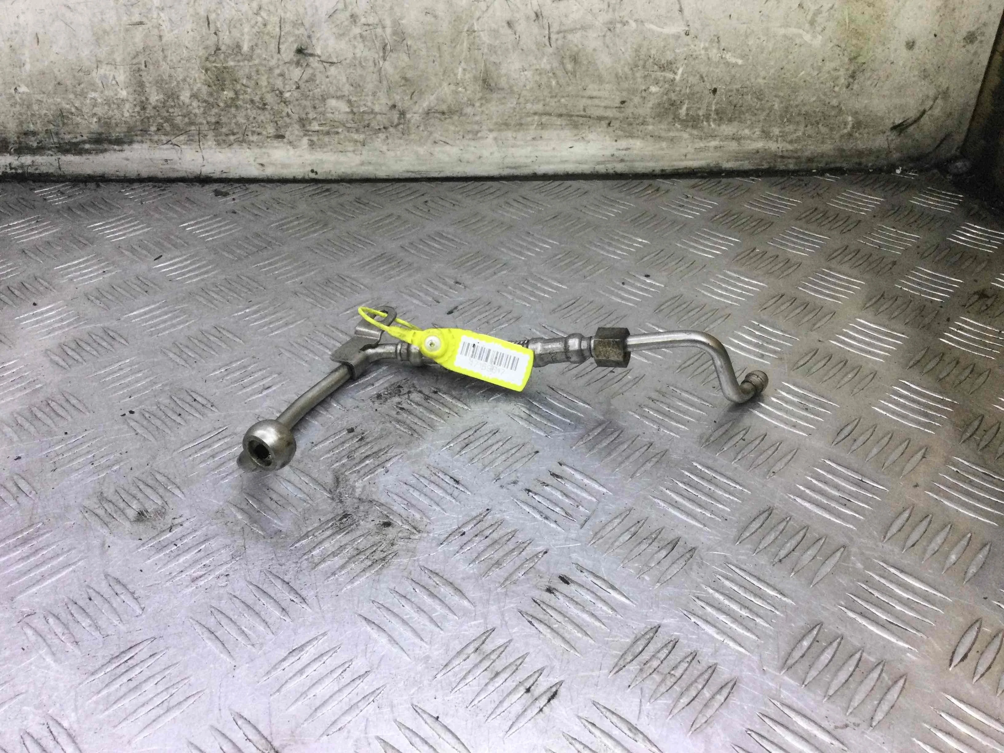 Масляная трубка турбины Audi A6 C5/4B (1997-2004) бензин 2.7 T Автомат Универсал