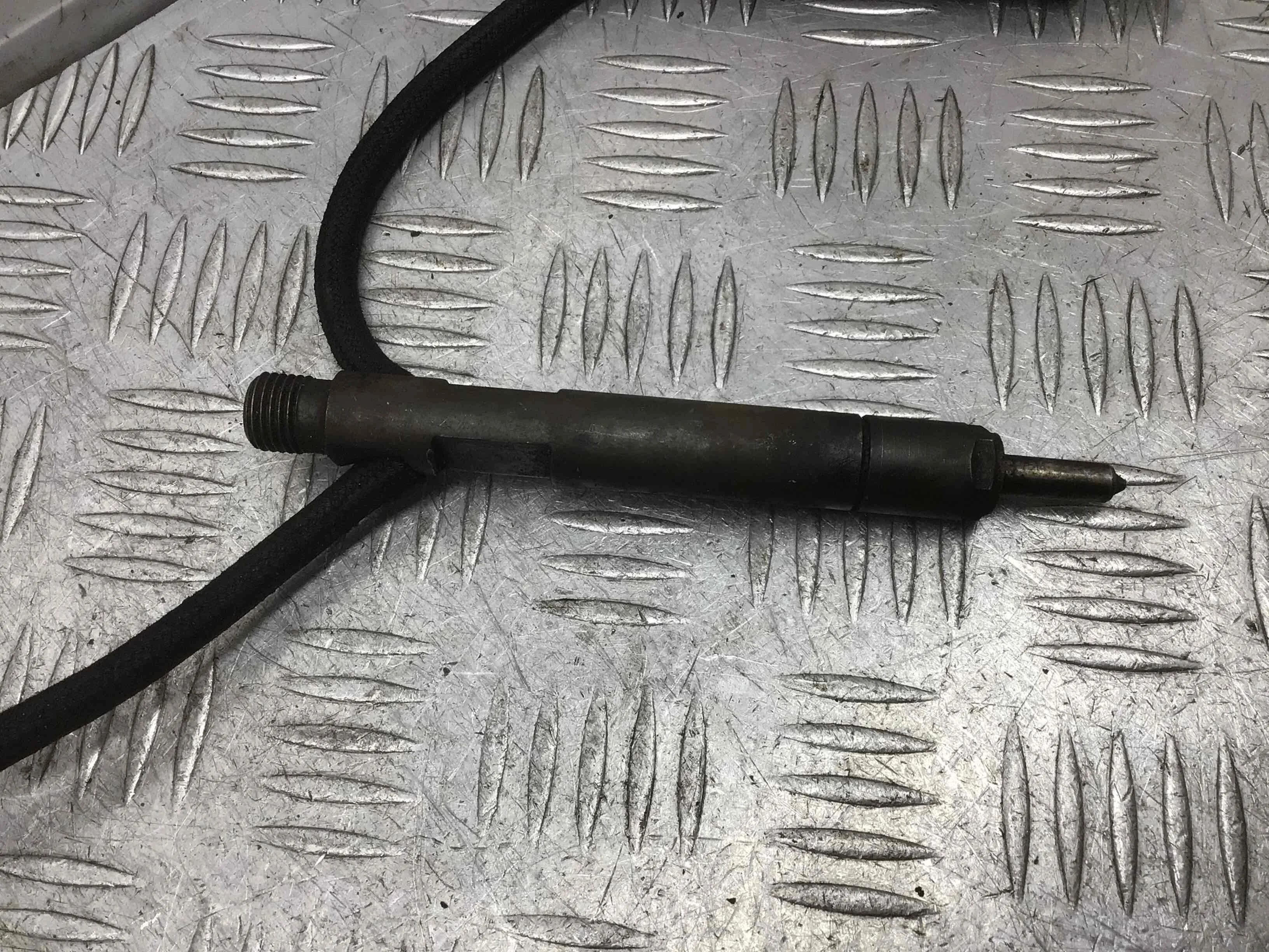 Форсунка Ford Transit Connect 1 поколение (2002-2009) дизель 1.8 Di Механика Минивэн