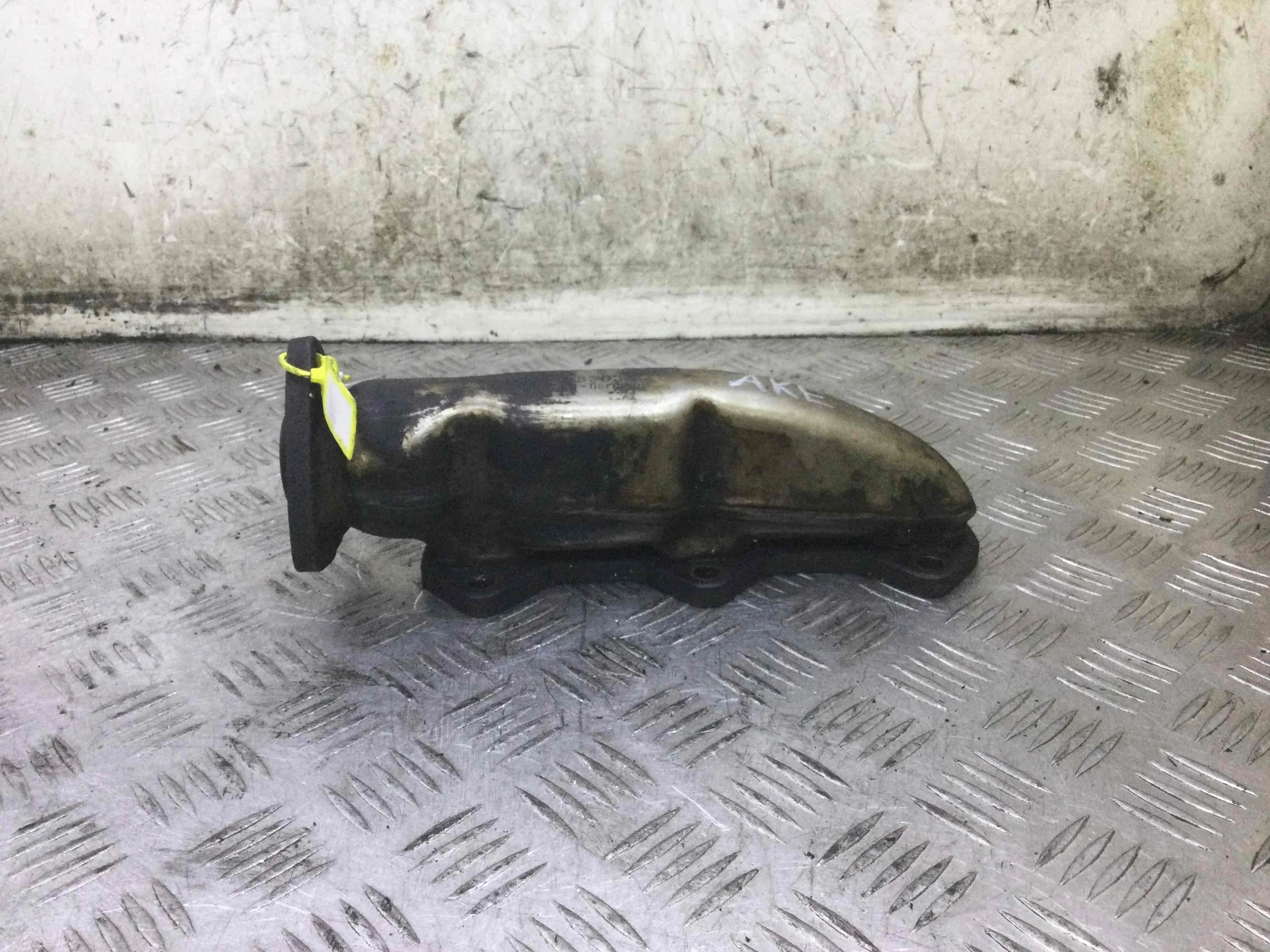 Коллектор выпускной Audi A4 B6 (2000-2005) дизель 2.5 TDI Механика Седан