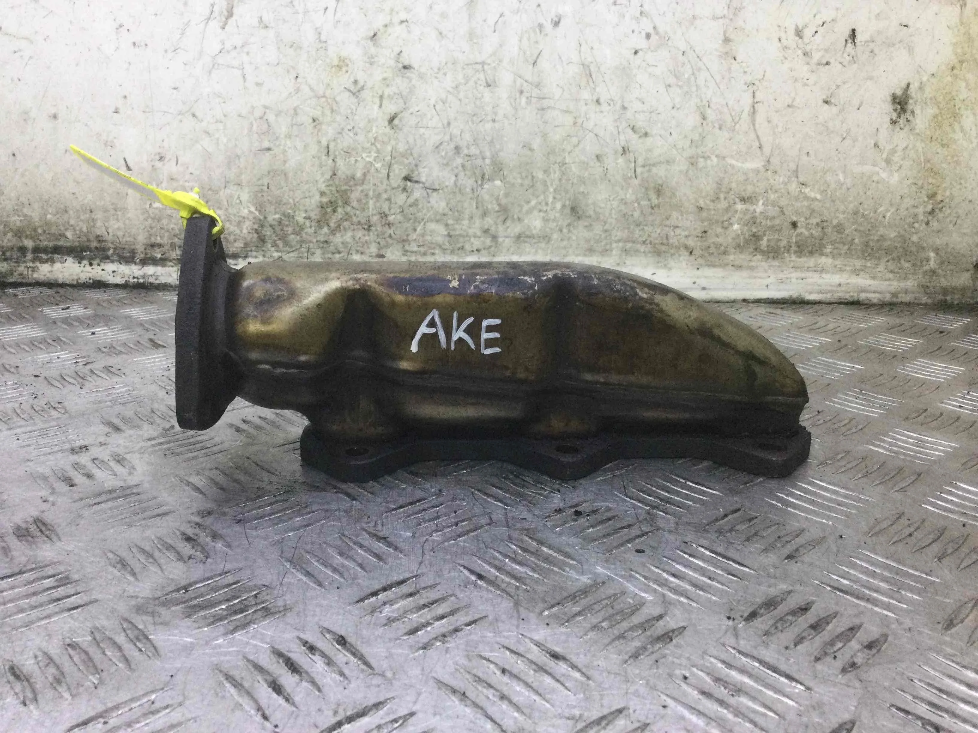 Коллектор выпускной Audi A4 B6 (2000-2005) дизель 2.5 TDI Механика Седан