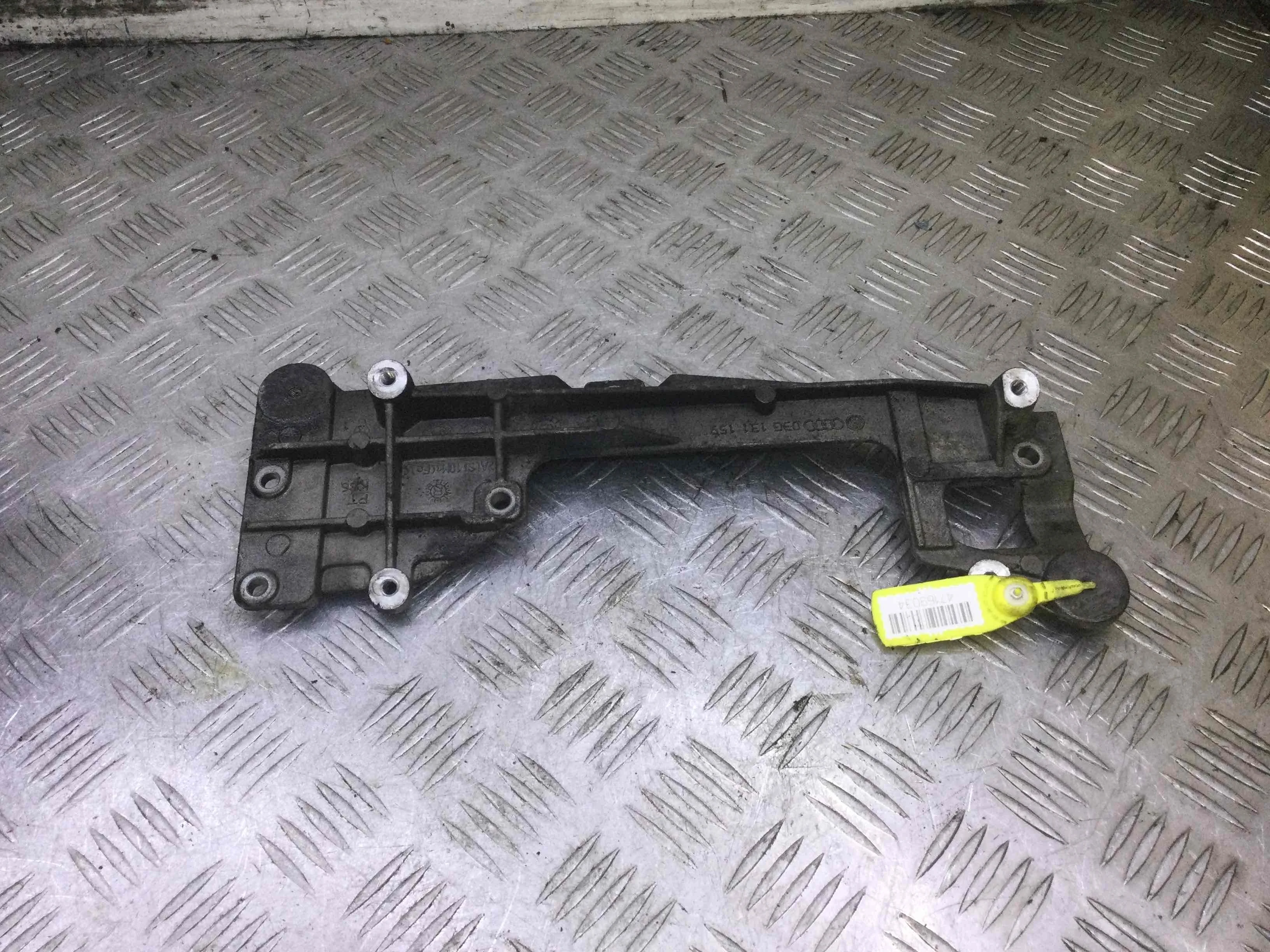 Кронштейн Volkswagen Passat B6 (2005-2010) дизель 2.0 TDI DSG Универсал