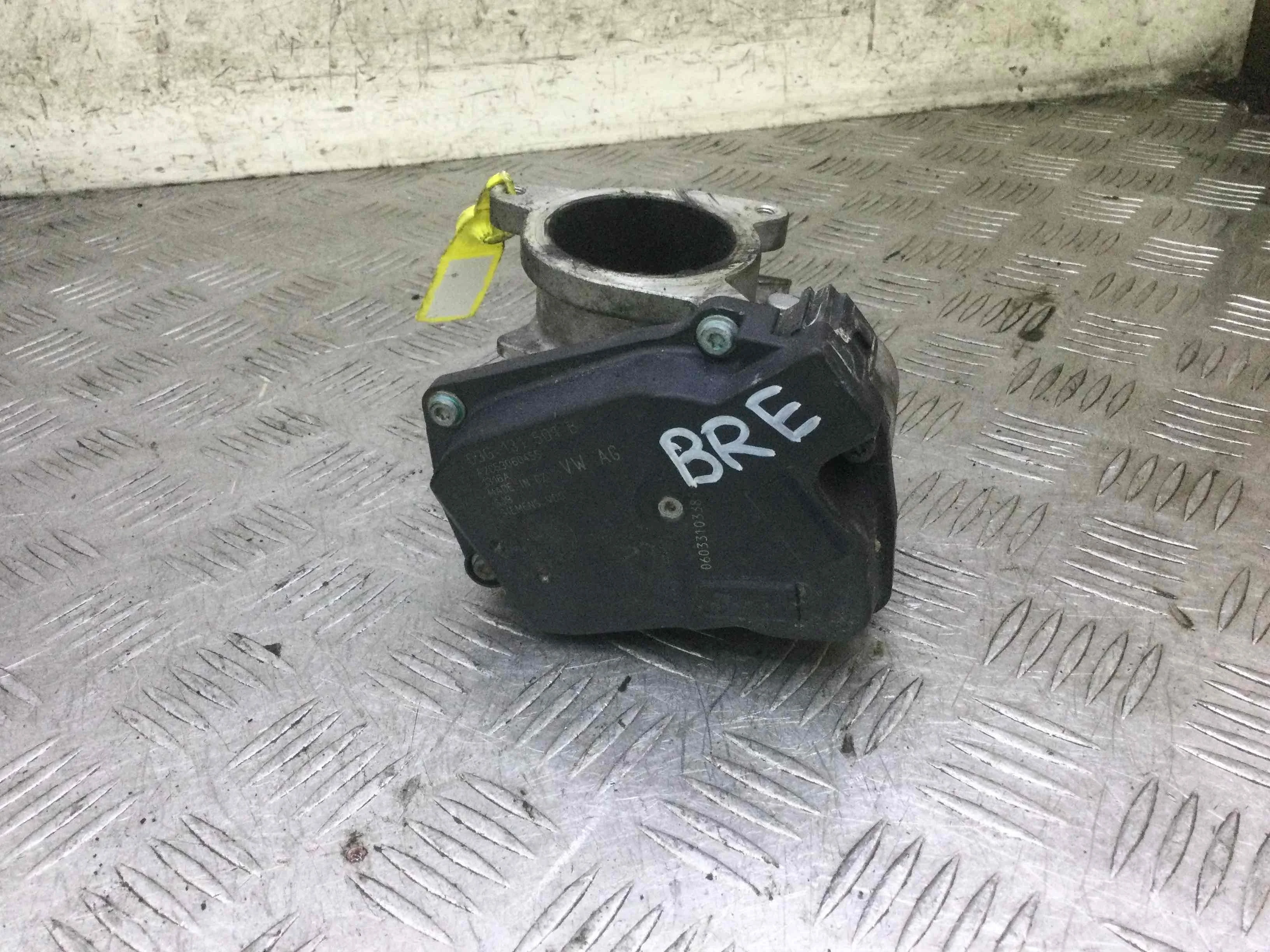 Клапан EGR Audi A4 B7 (2004-2008) дизель 2.0 TDI Механика Седан