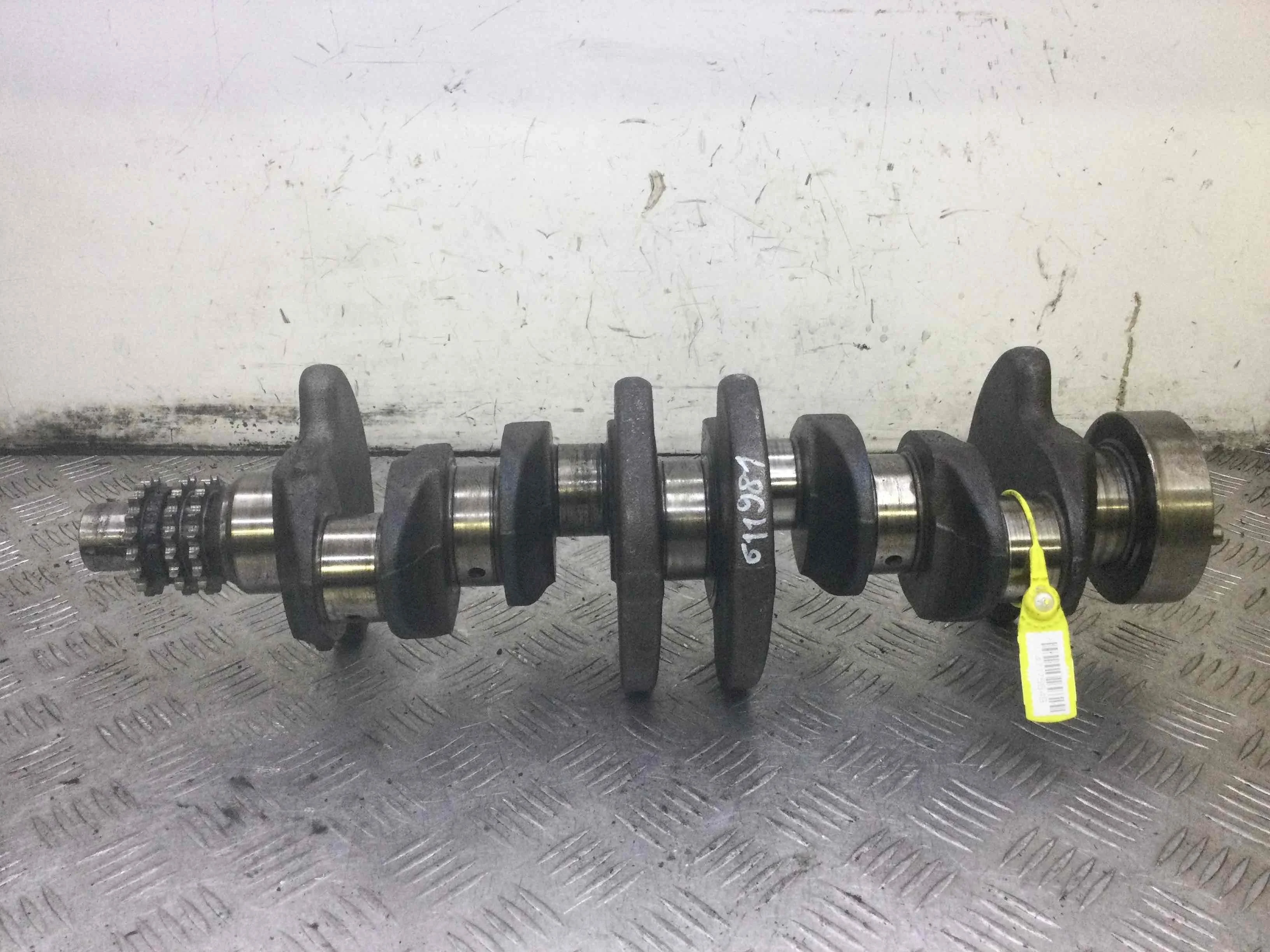 Коленвал Mercedes Sprinter Sprinter I (w901,w902,w903,w904) 1995 - 2006 дизель 2.2 CDI Механика Микроавтобус