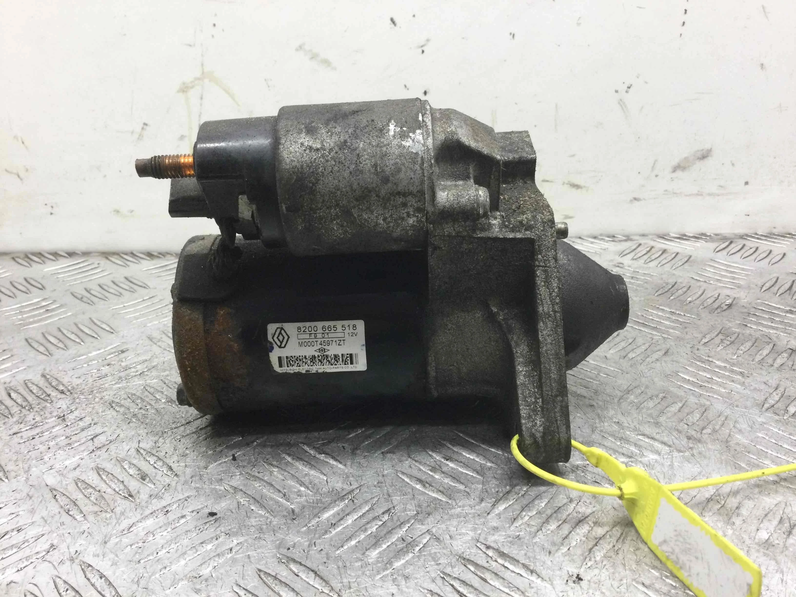 Стартер Renault Scenic 3 поколение 2009 - 2013 бензин 1.6 i Механика Х/б