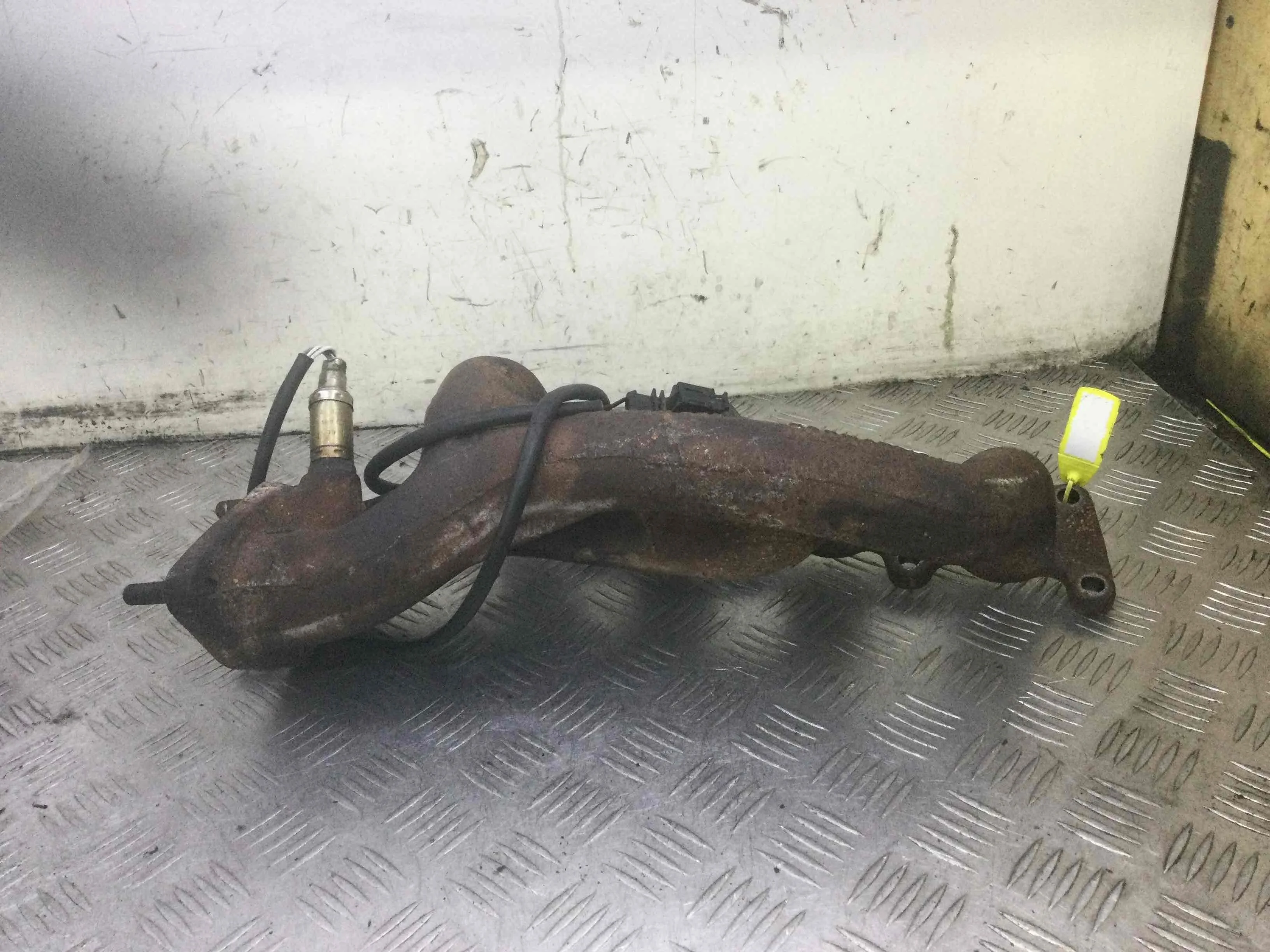 Коллектор выпускной Volkswagen Passat B5 (1996-2000) бензин 1.8 i Механика Универсал