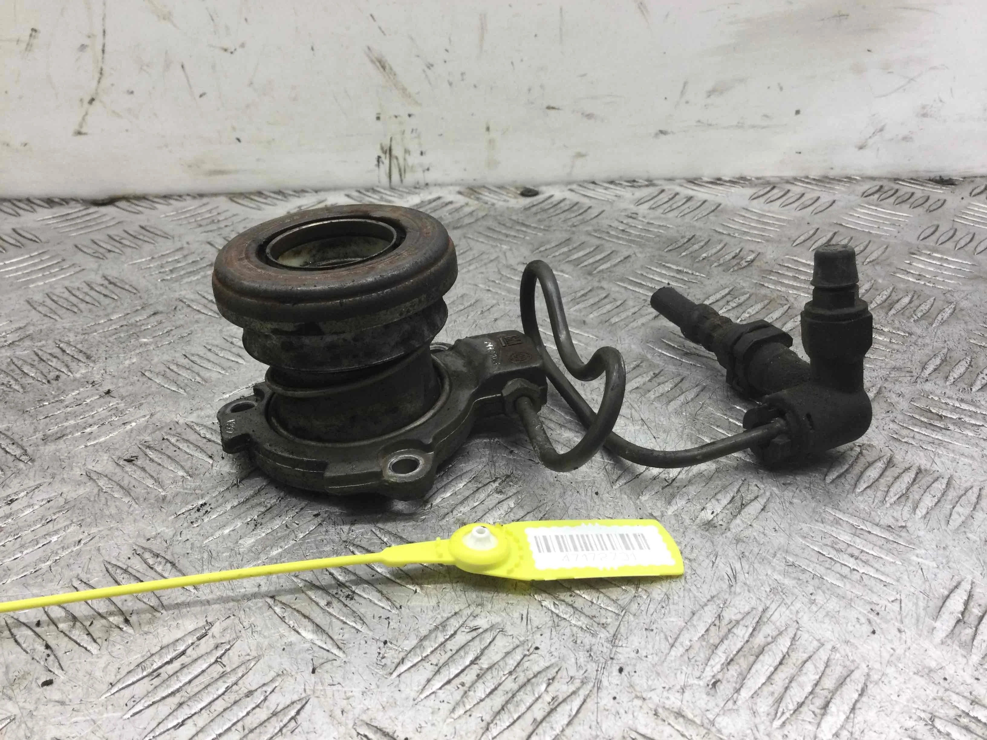 Подшипник выжимной Opel Meriva 1 поколение 2002 - 2006 бензин 1.6 i Механика Х/б