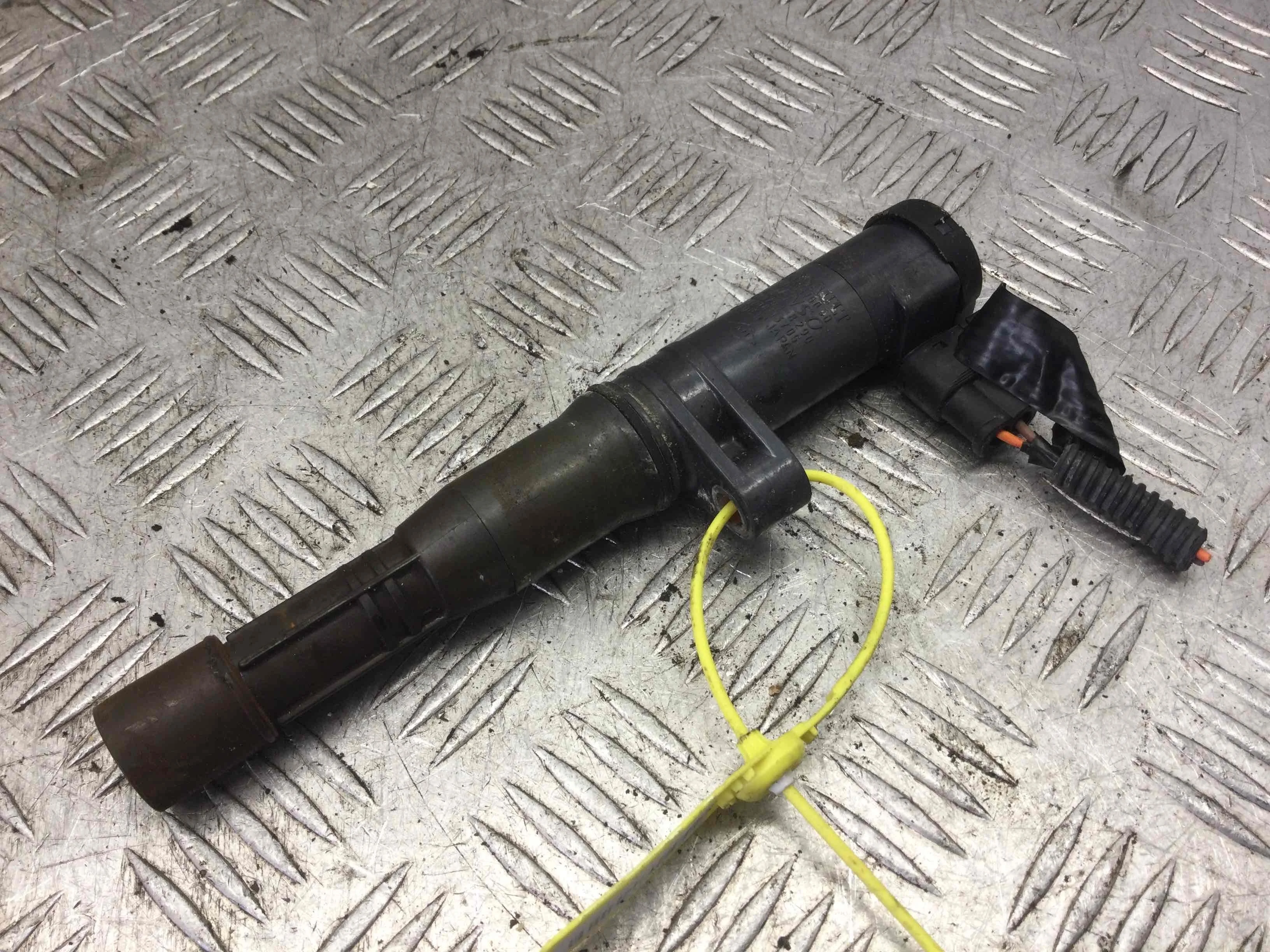 Катушка зажигания Renault Megane 2 поколение (2002-2006) бензин 1.6 i Механика Х/б