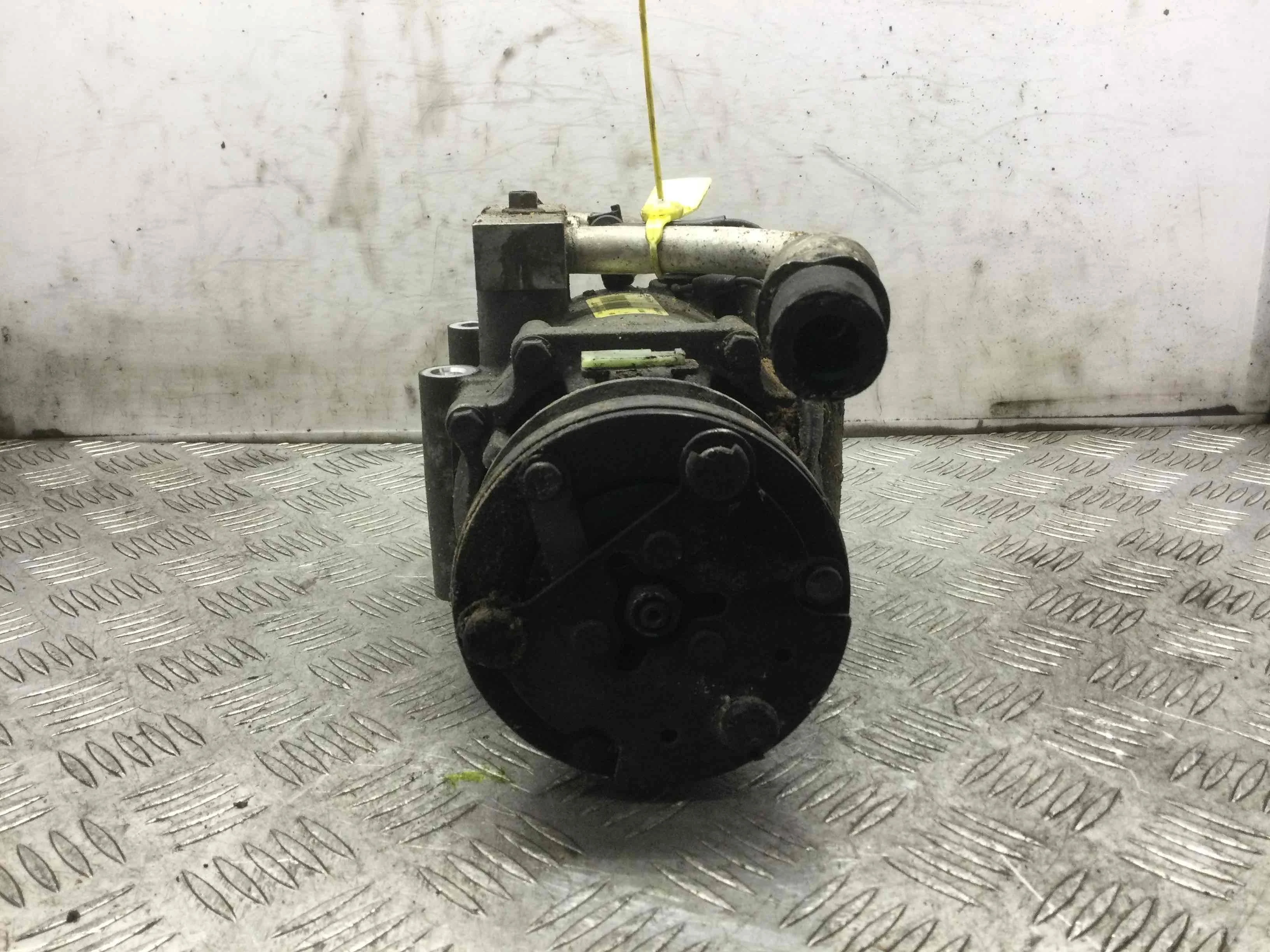 Компрессор кондиционера Ford Focus 1 поколение (1998-2001) бензин 1.8 i Механика Х/б