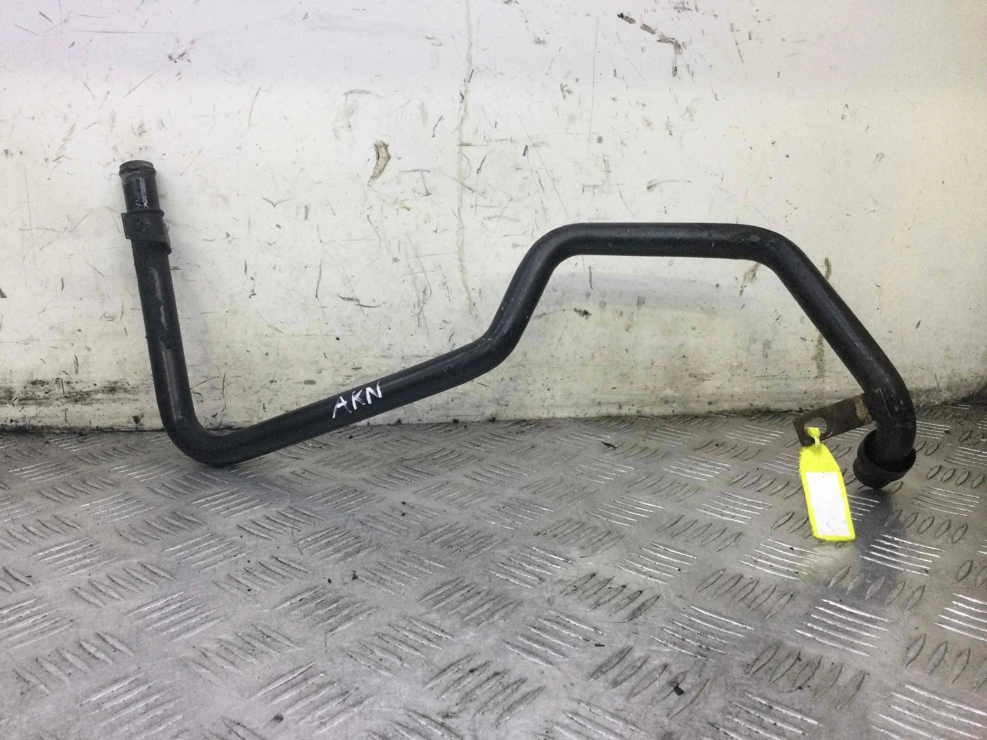 Трубка охлаждающей жидкости металлическая Volkswagen Passat B5 (1996-2000) дизель 2.5 TDI Автомат Седан