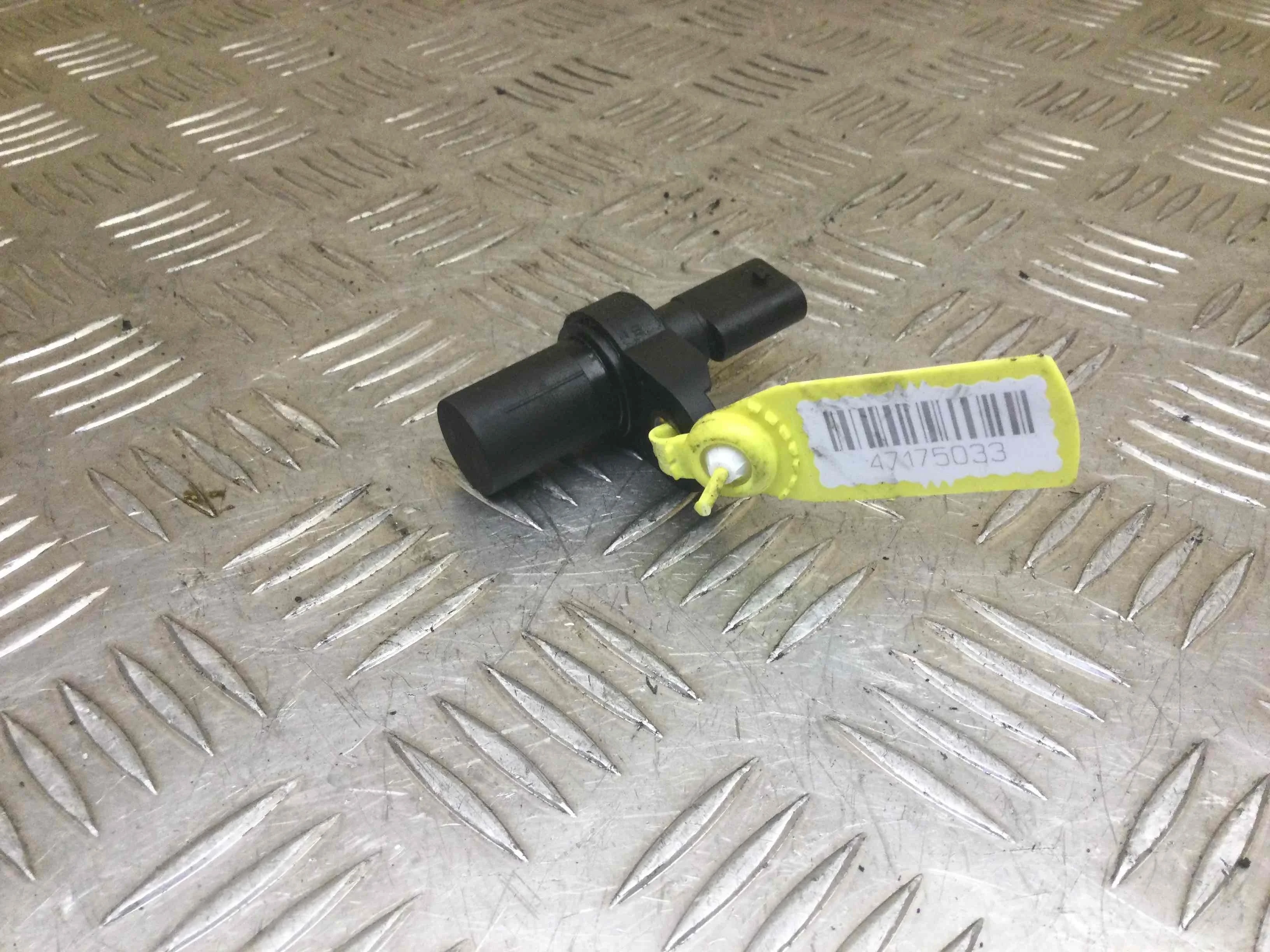 Датчик распредвала BMW 3-Series 3-Series E90/E91/E92/E93 2005 - 2010 дизель 2.0 TDI Механика Седан