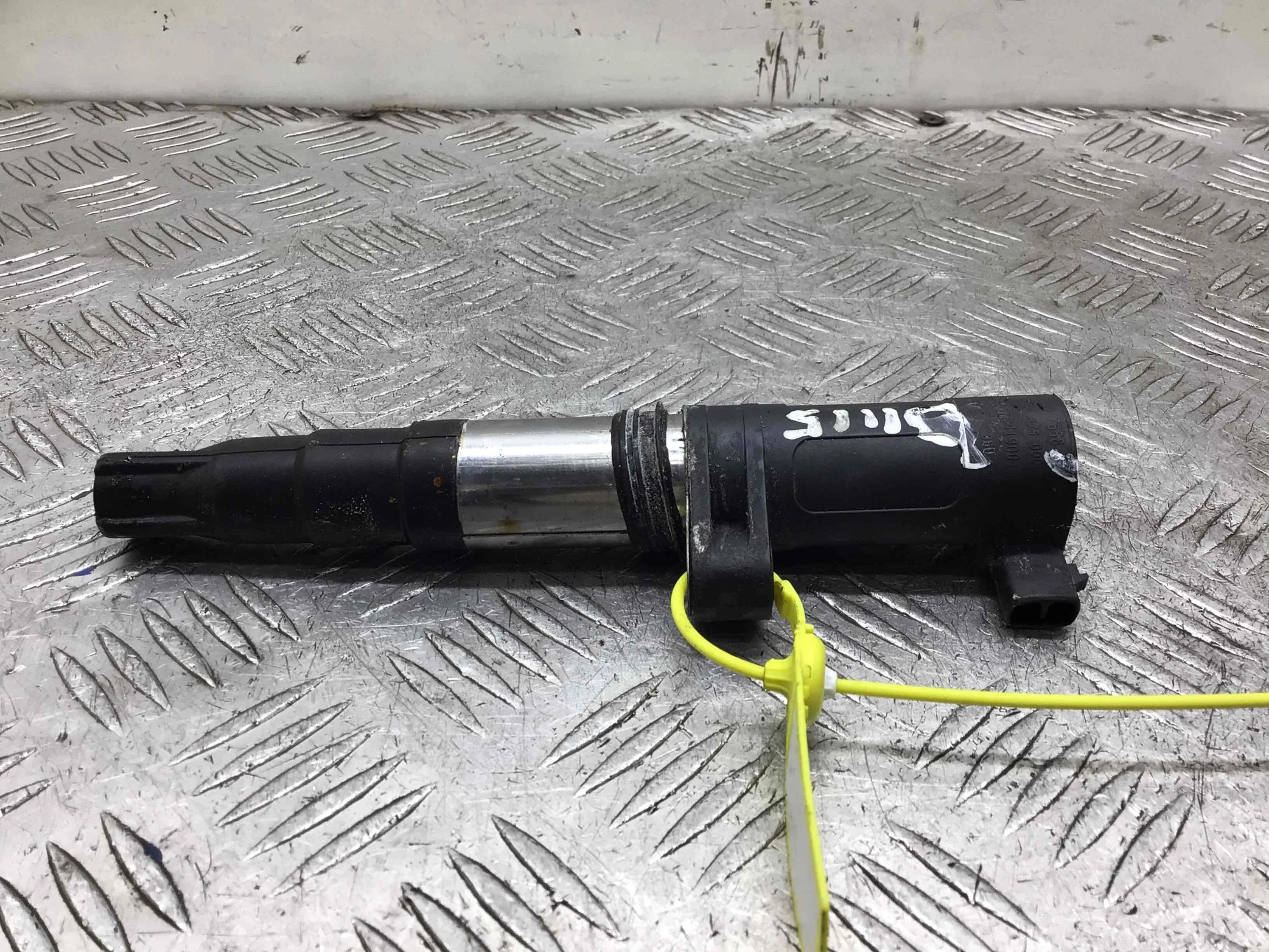 Катушка зажигания Renault Megane 2 поколение [рестайлинг] (2006-2009) бензин 1.6 i Автомат Х/б