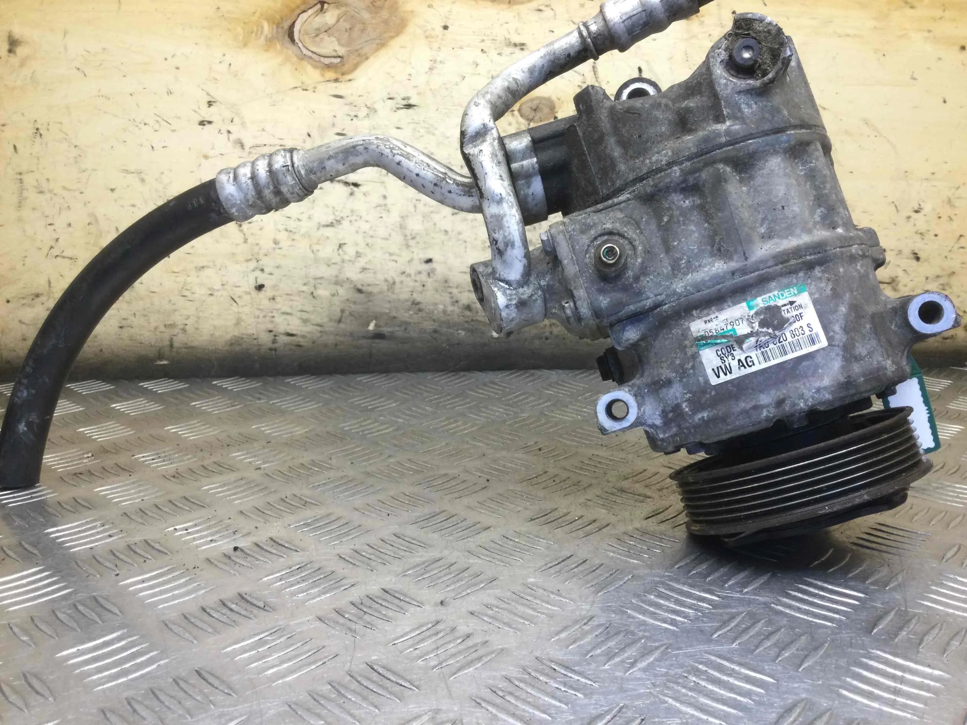 Компрессор кондиционера Audi A3 8P (2003-2005) дизель 2.0 TDI Механика Х/б