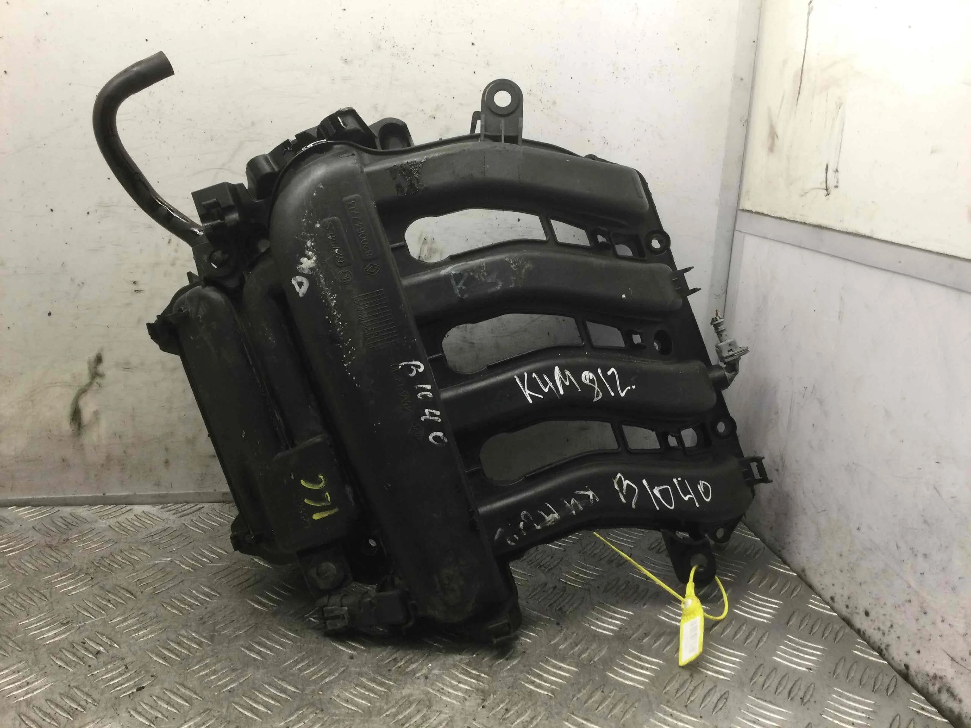 Коллектор впускной Renault Megane 2 поколение (2002-2006) бензин 1.6 i Механика Седан