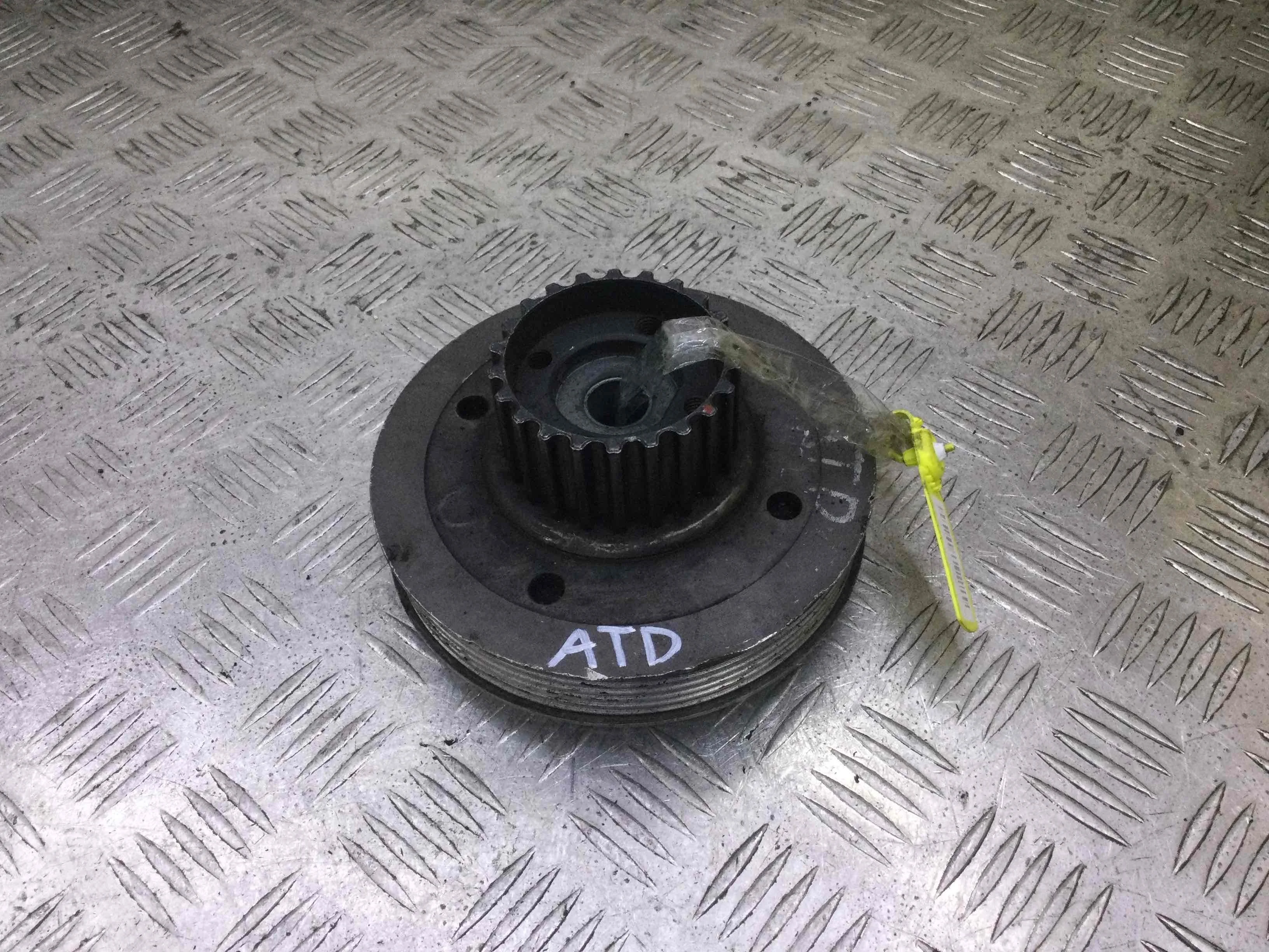 Шкив коленвала Volkswagen Golf 4 поколение (1997-2004) дизель 1.9 TDI Автомат Х/б