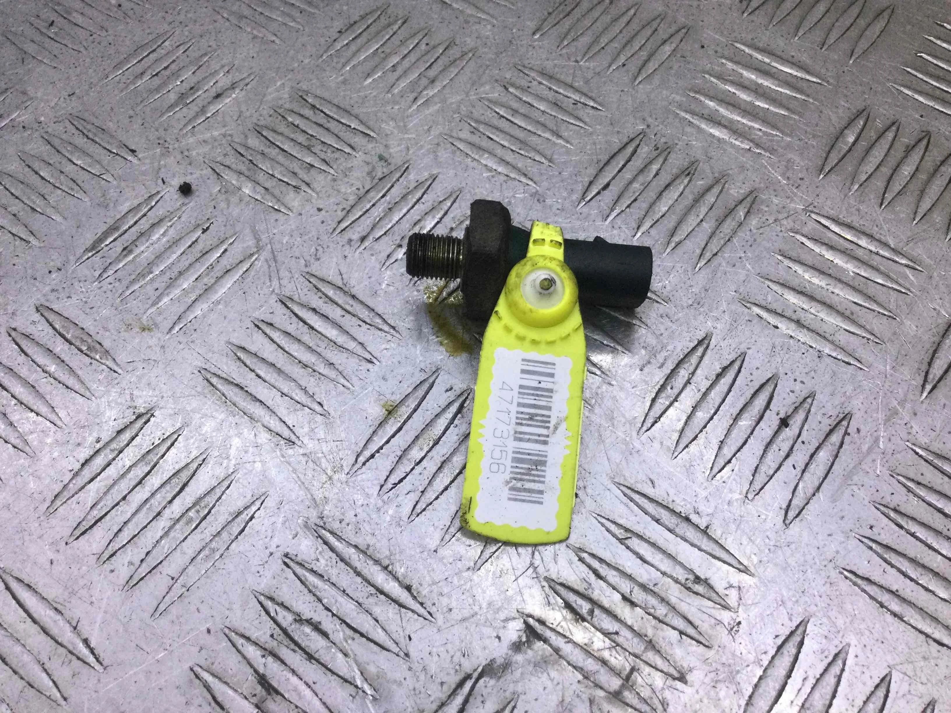 Датчик давления масла Volkswagen Golf 4 поколение (1997-2004) бензин 1.4 i Механика Х/б