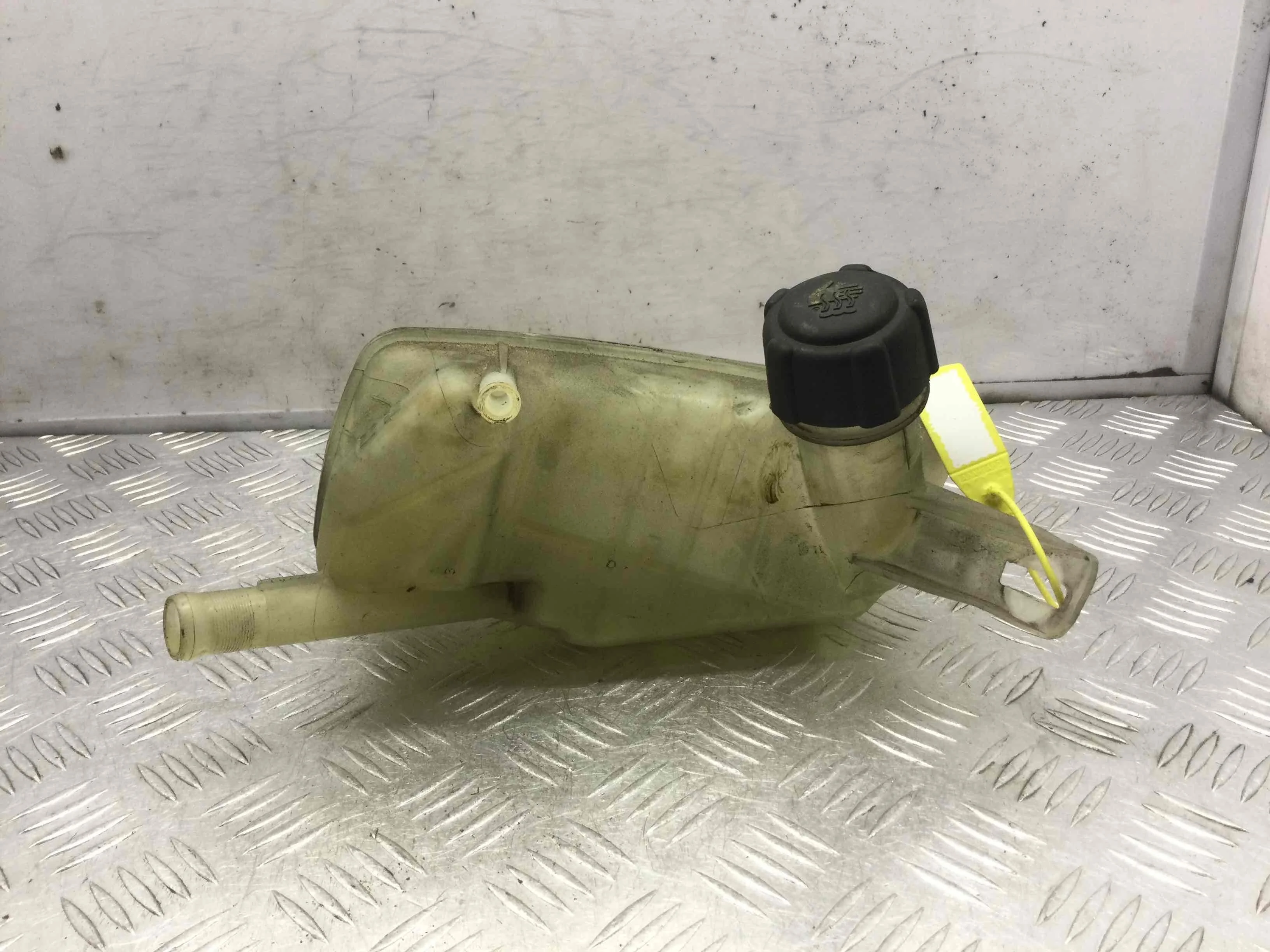 Бачок расширительный Renault Megane 2 поколение (2002-2006) дизель 1.9 CDI Механика Универсал