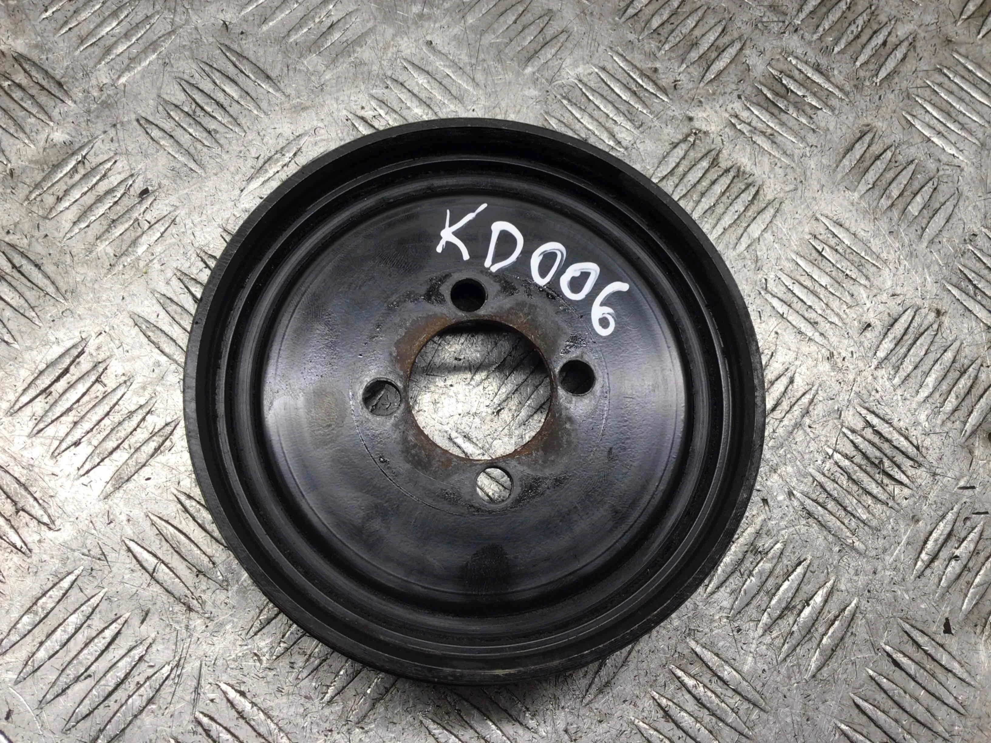 Шкив коленвала BMW 3-Series 3-Series E90/E91/E92/E93 2005 - 2010 бензин 2.0 i Механика Седан