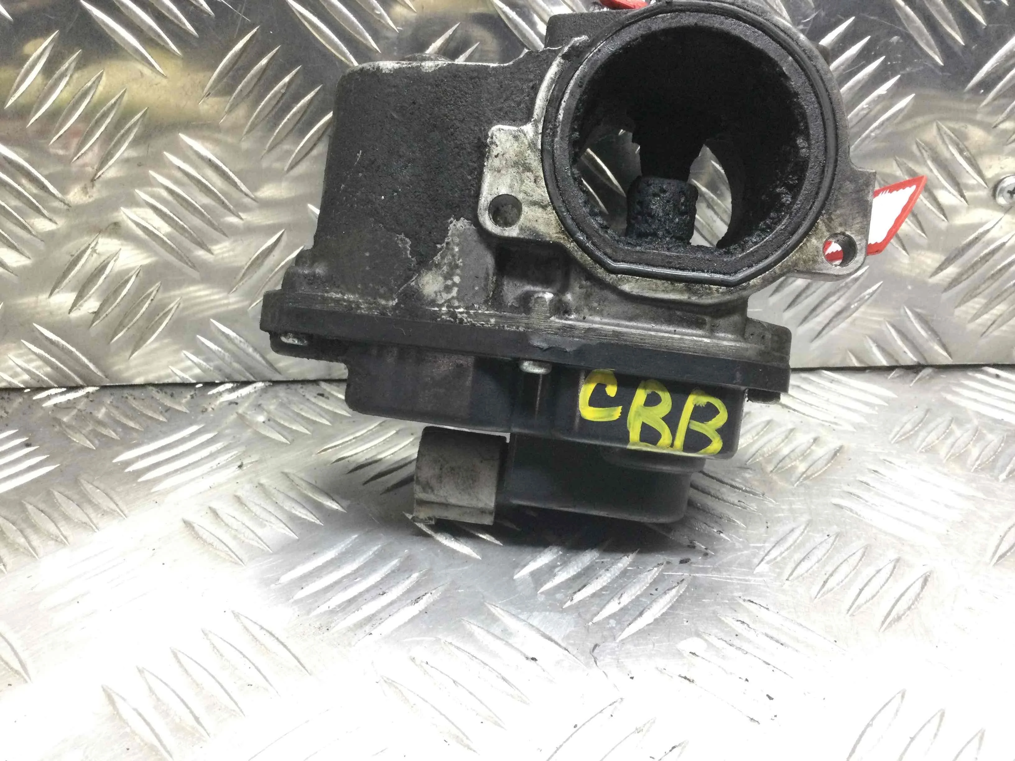 Клапан EGR Volkswagen Passat B6 (2005-2010) дизель 2.0 TDI Механика Седан