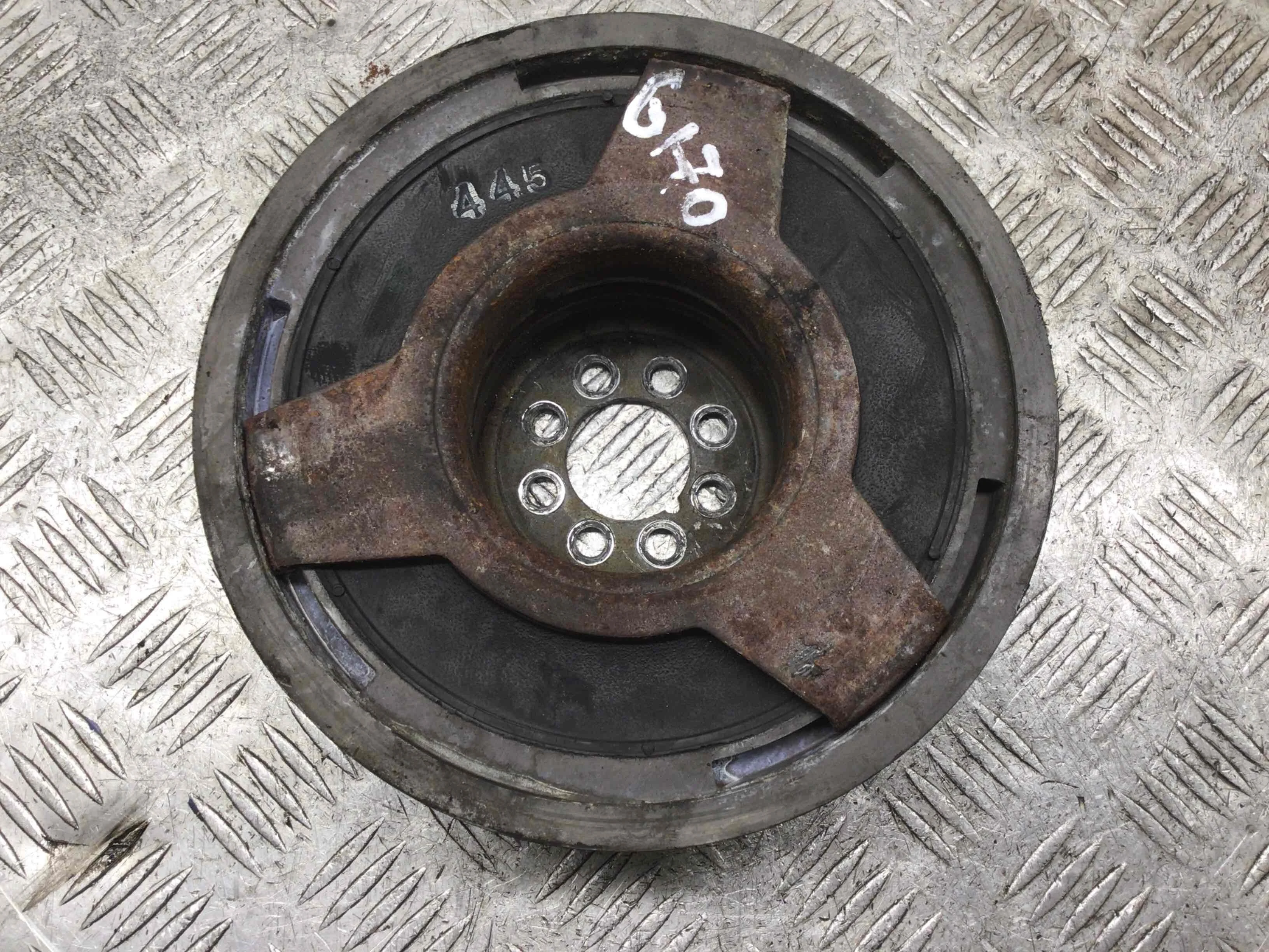 Шкив коленвала Volkswagen Passat B5 (1996-2000) дизель 2.5 TDI Автомат Универсал