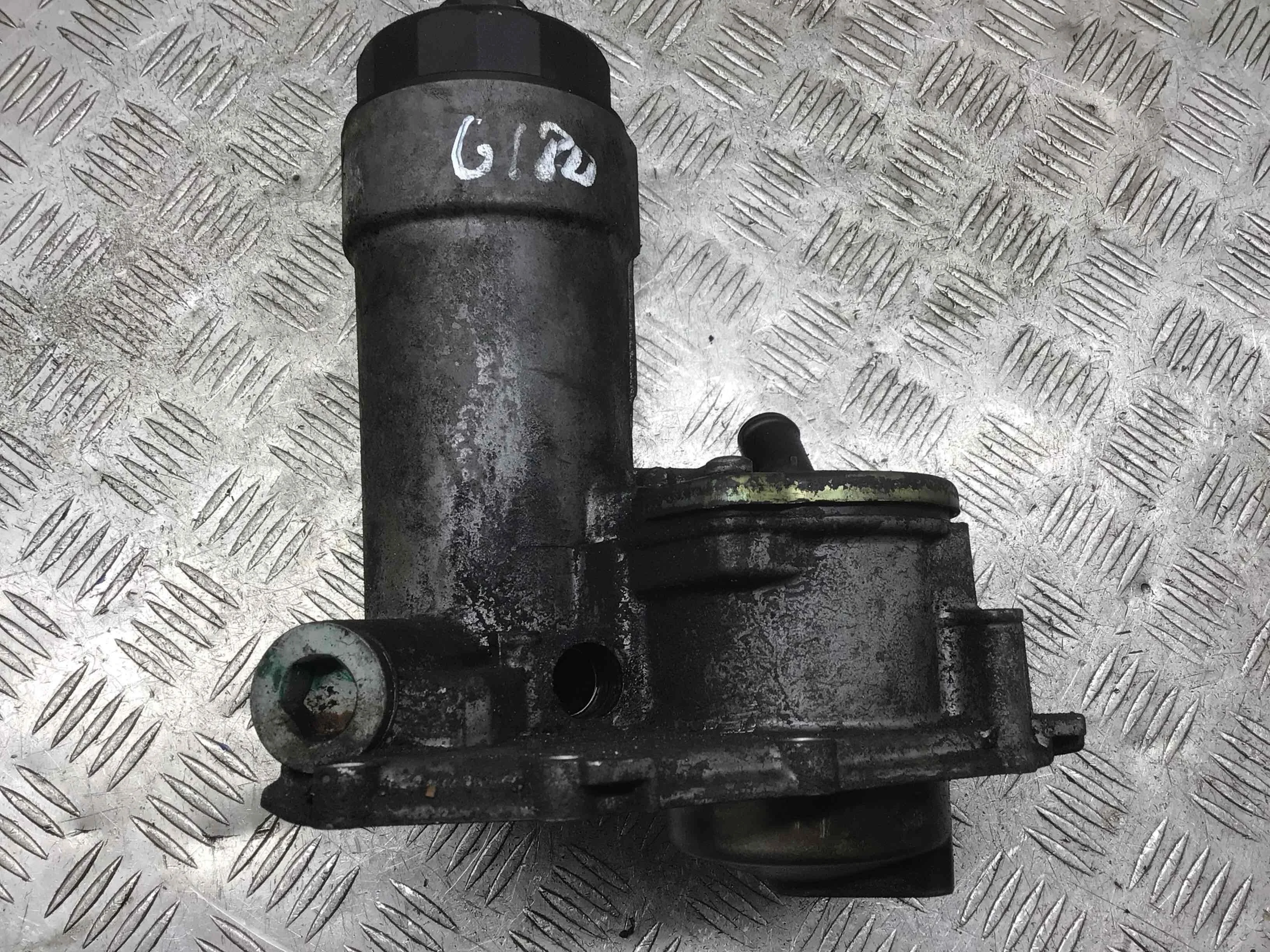 Корпус масляного фильтра Volkswagen Passat B5 (1996-2000) дизель 2.5 TDI Автомат Универсал