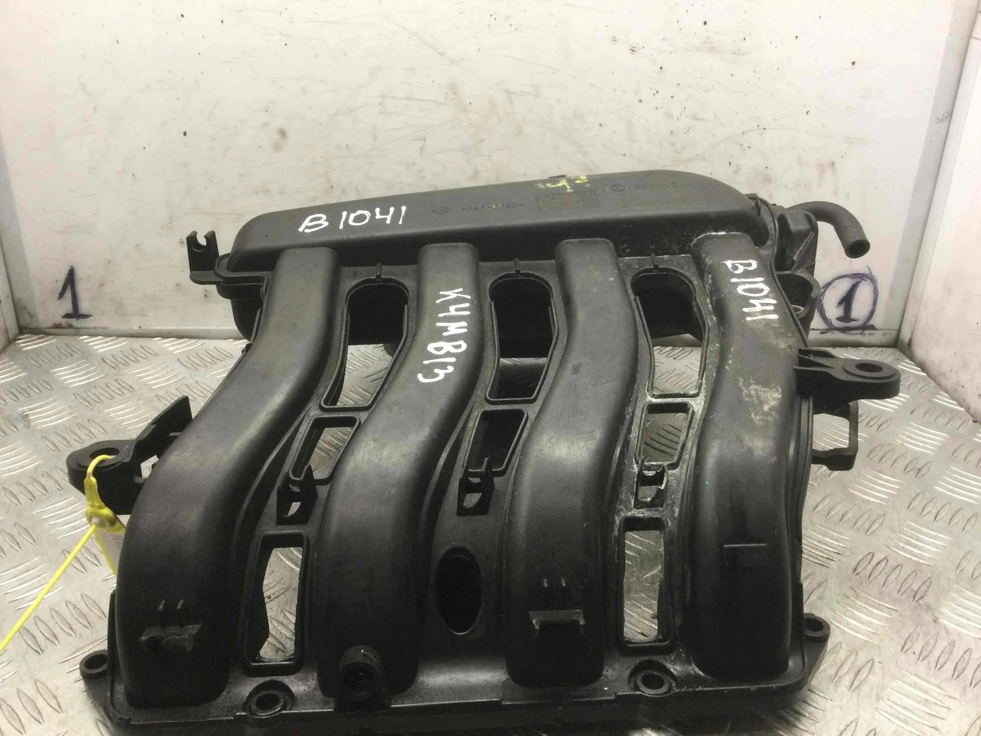 Коллектор впускной Renault Megane 1 поколение [рестайлинг] (1999-2003) бензин 1.6 i Автомат Седан