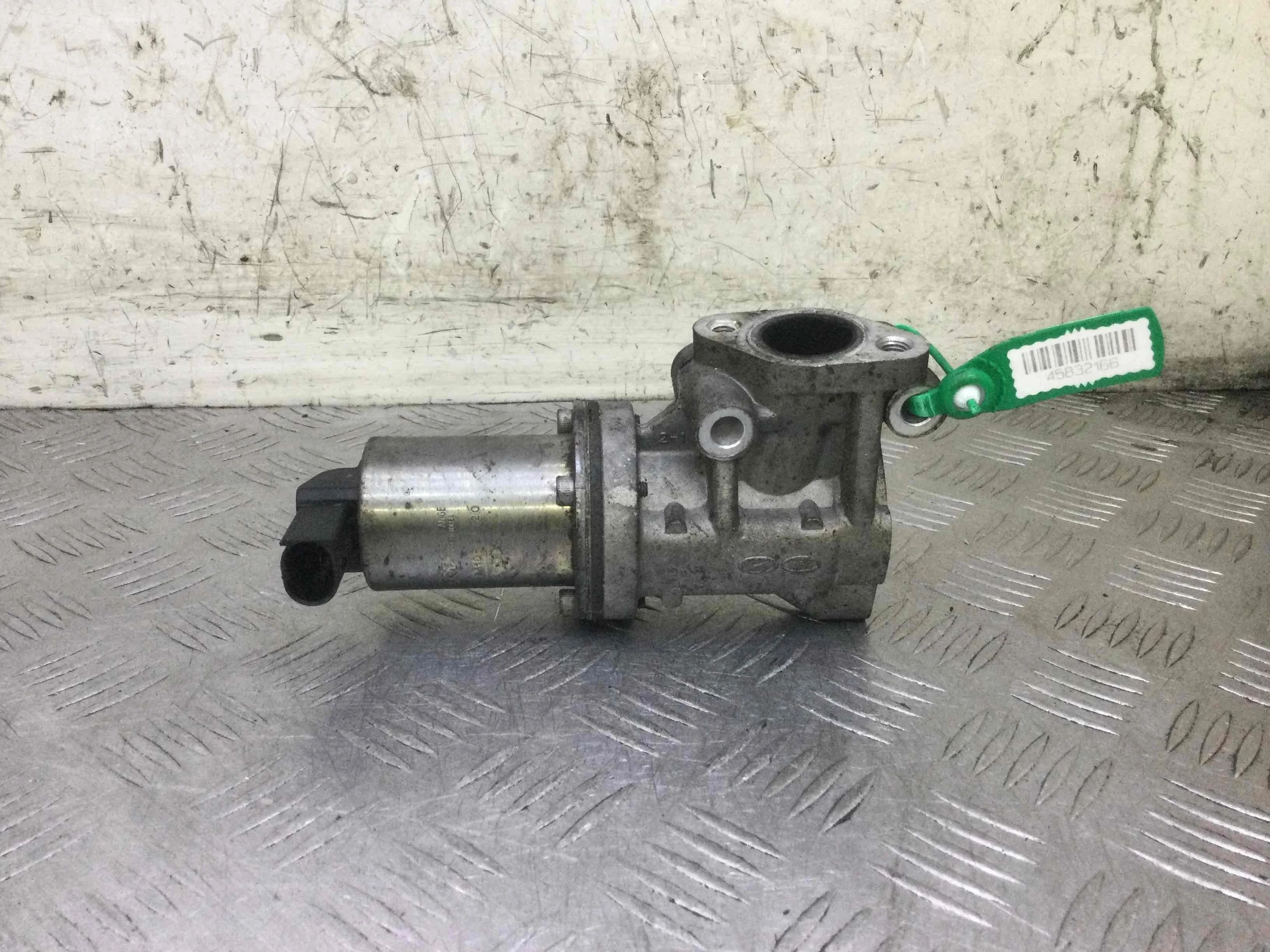 Клапан EGR Kia Ceed 1 поколение 2006 - 2010 дизель 1.6 CRDi Механика