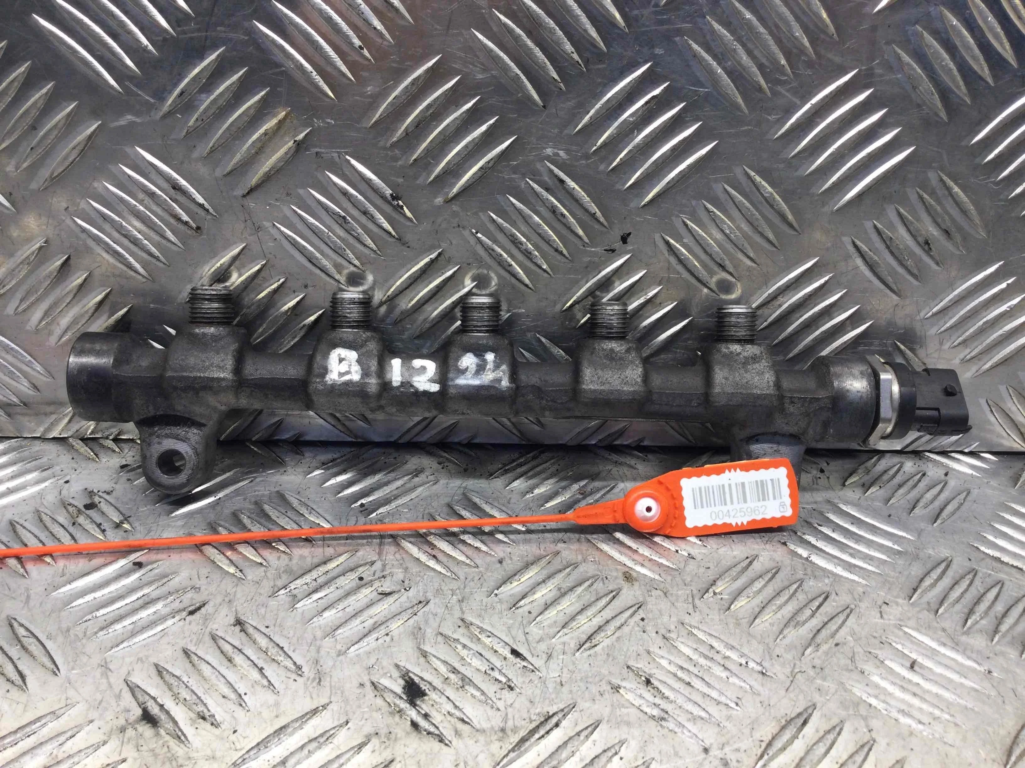 Топливная рампа Kia Ceed 1 поколение 2006 - 2010 дизель 1.6 CRDi Механика