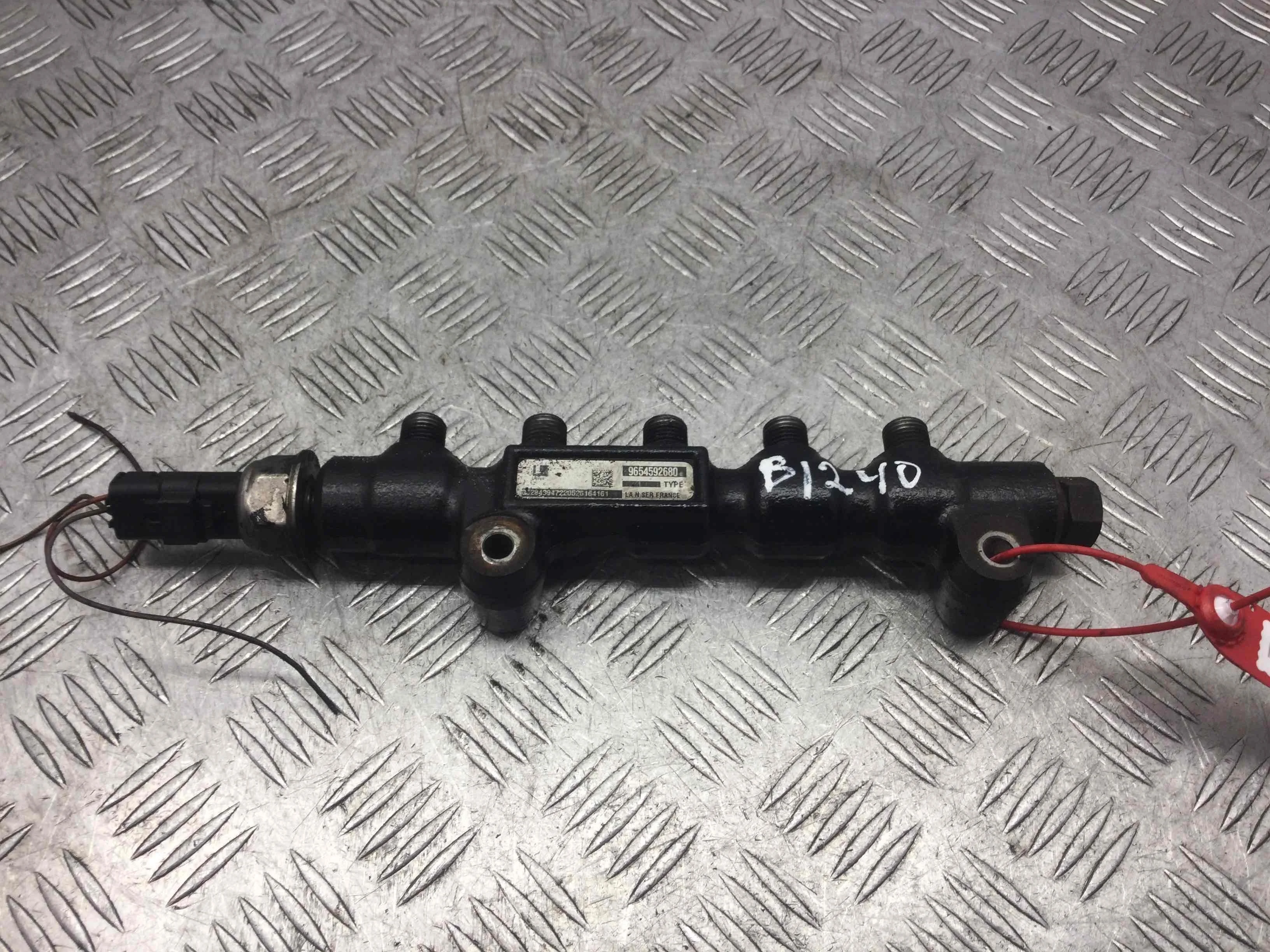 Топливная рампа Peugeot 307 1 поколение (2001-2005) дизель 1.6 HDI Механика