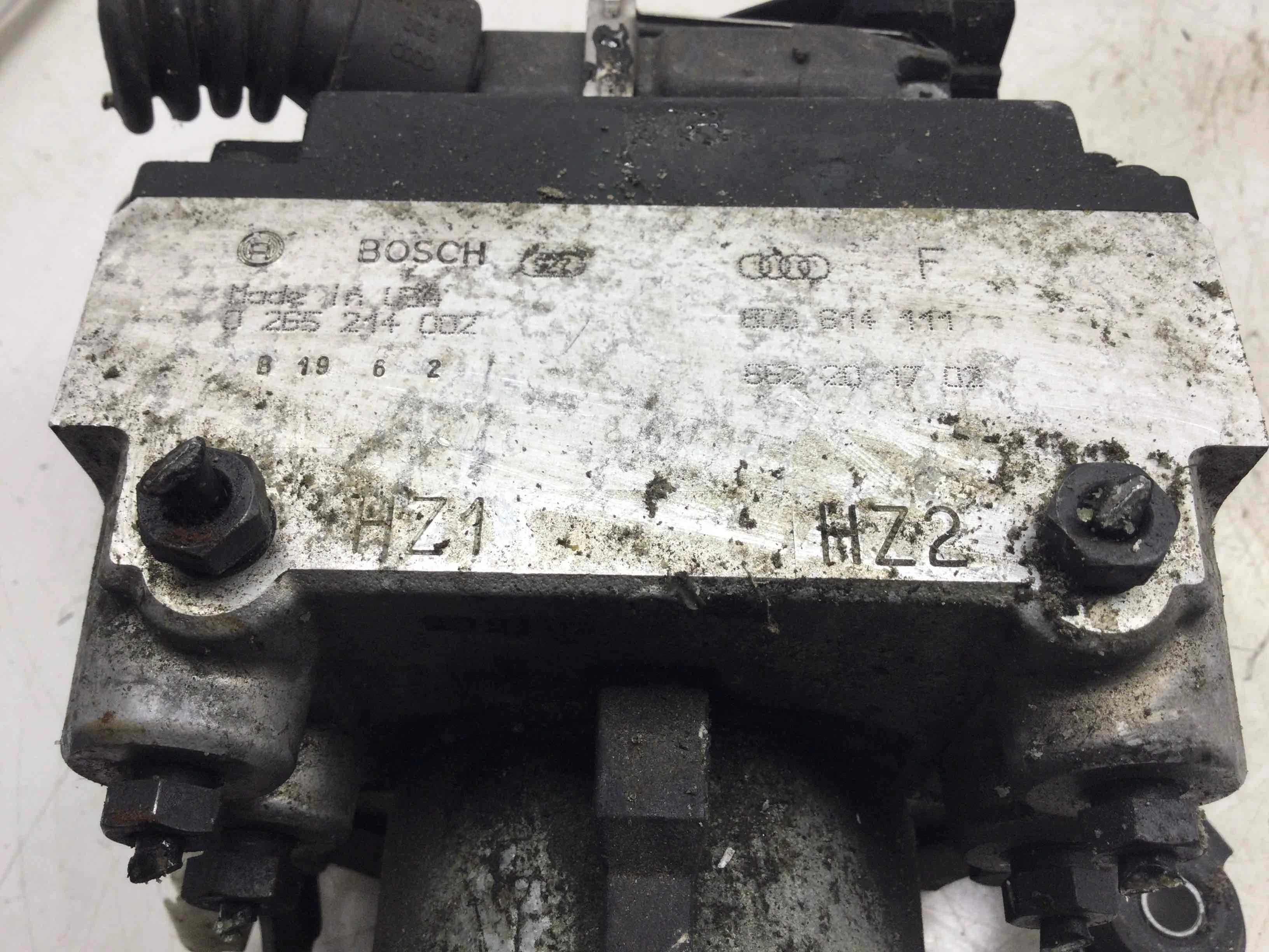 Блок ABS Audi A4 B5 (1994-1999) бензин 1.6 i Автомат Седан