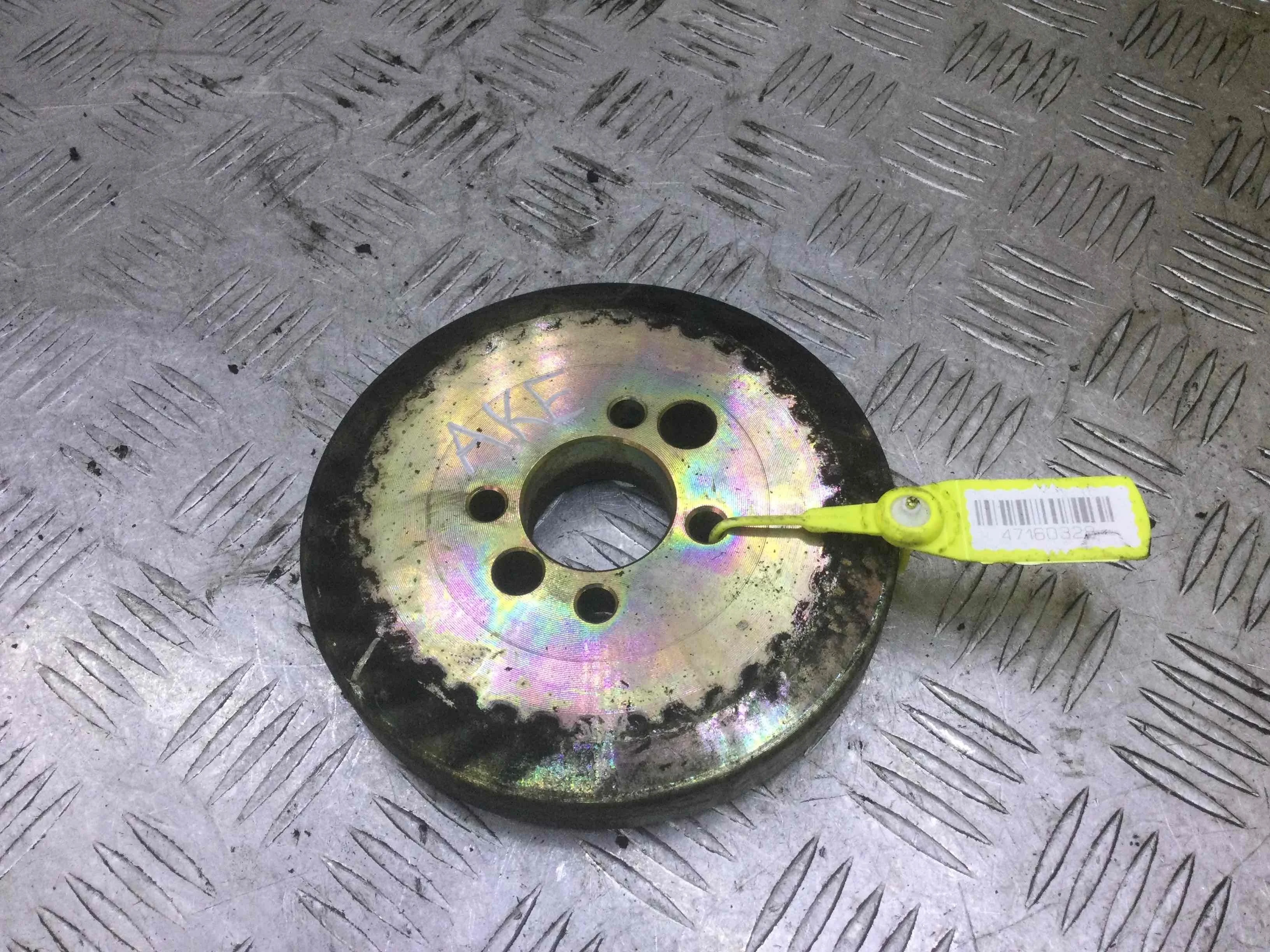 Шкив Audi A4 B6 (2000-2005) дизель 2.5 TDI Механика Седан