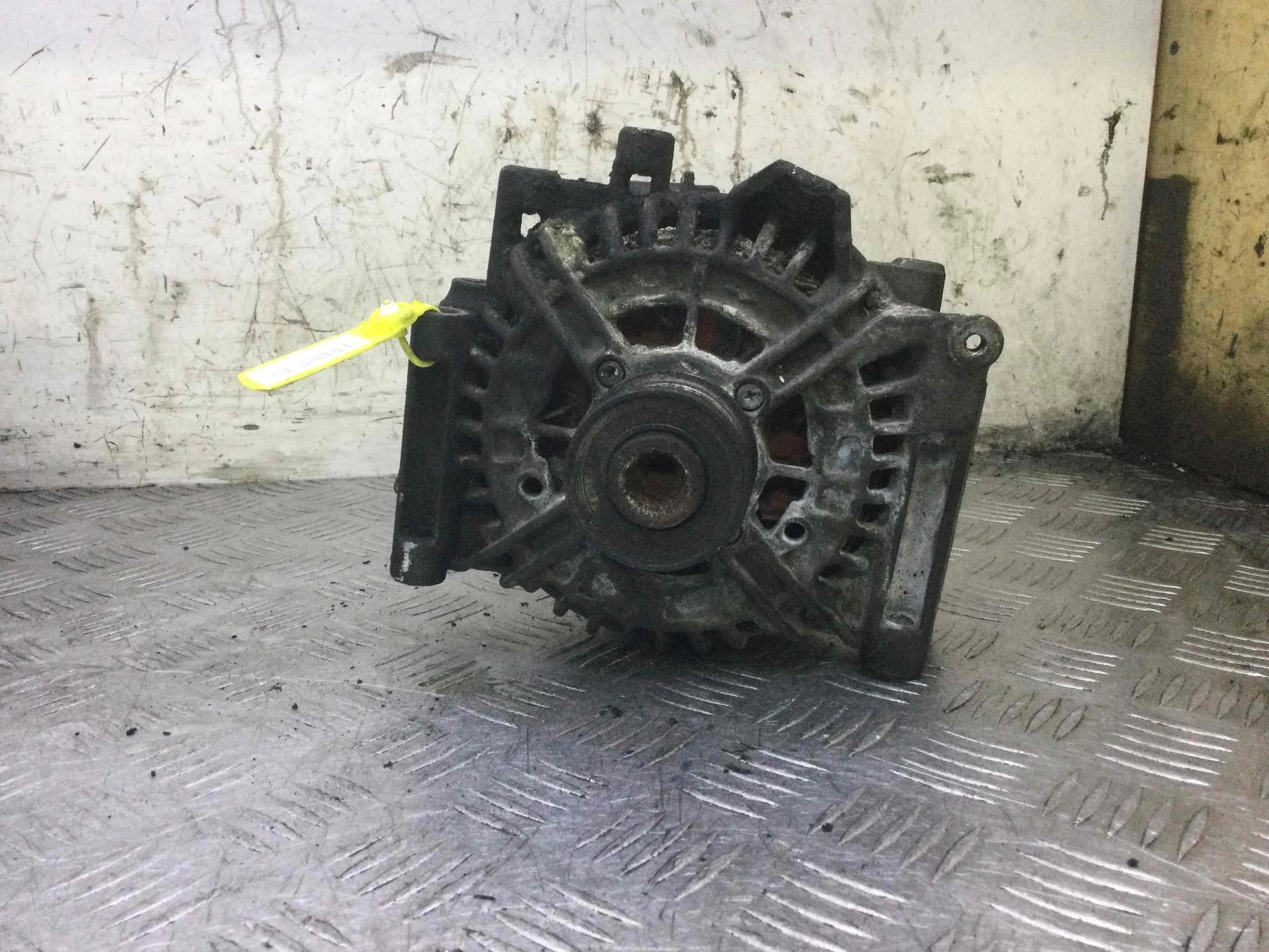 Генератор Mercedes C-klasse W203/S203/CL203 (2000-2004) дизель 2.2 CDI Автомат