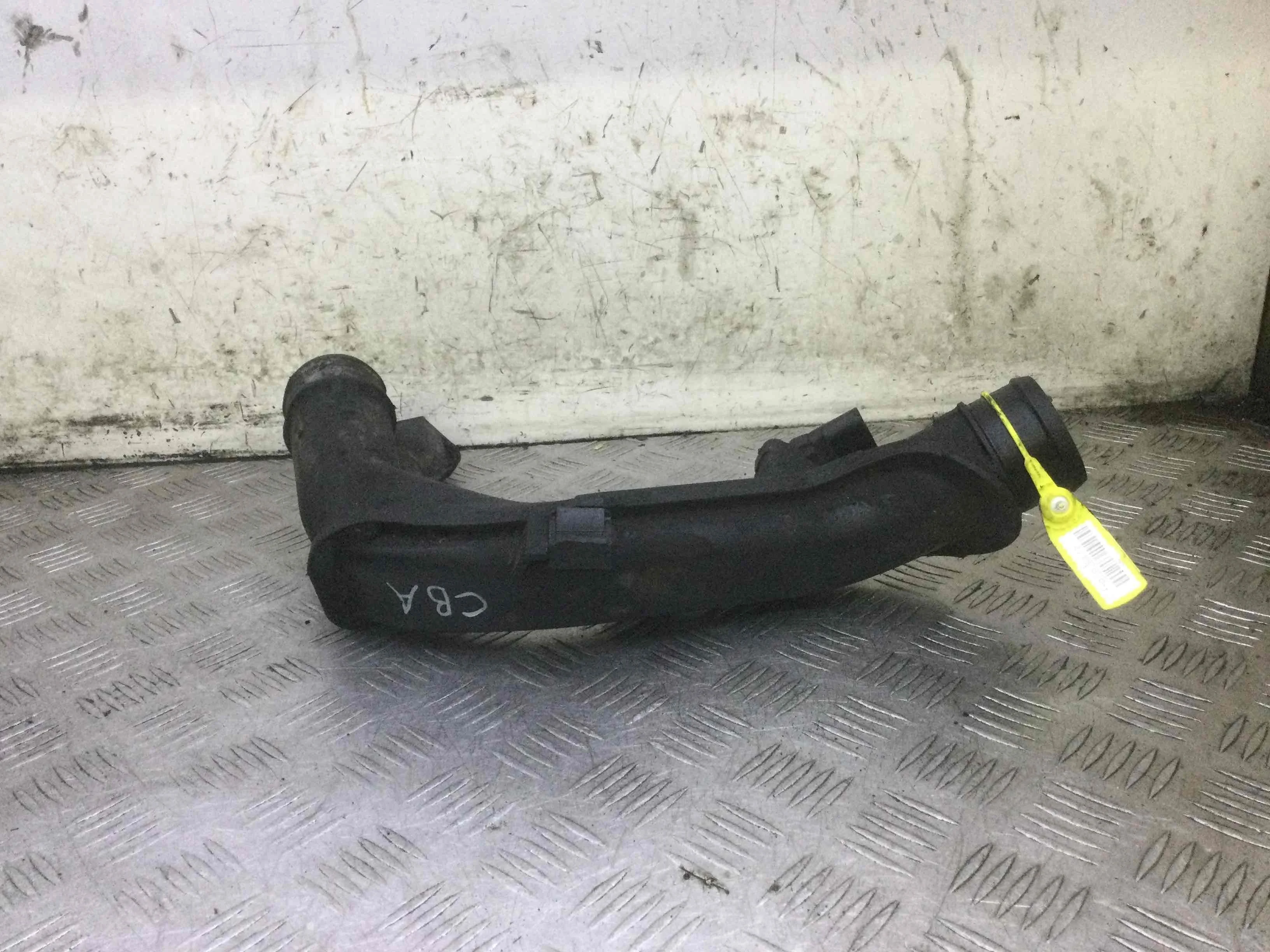 Патрубок интеркулера Volkswagen Golf 6 поколение (2008-2015) дизель 2.0 TDI Механика Х/б