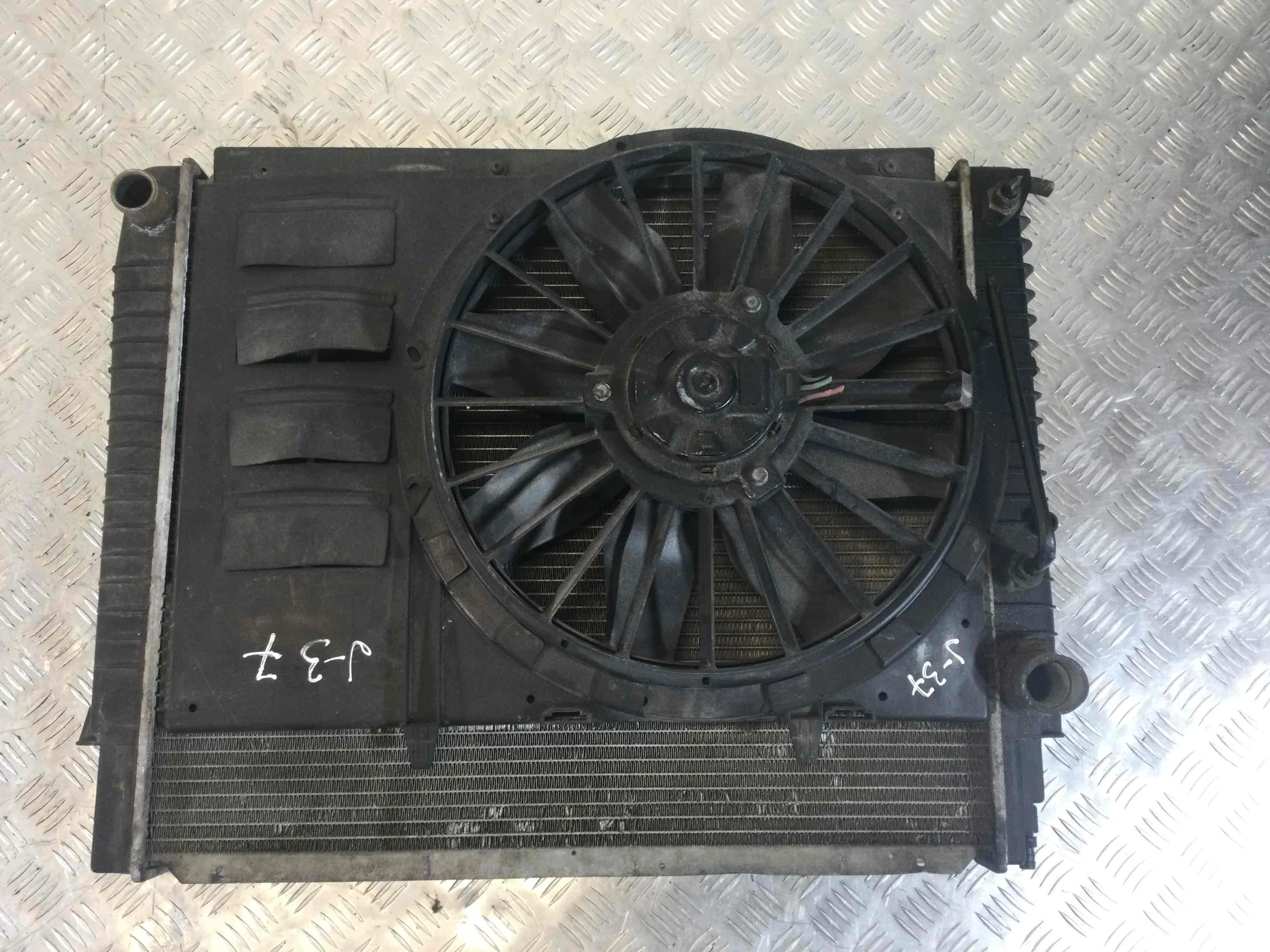 Радиатор (основной) Peugeot 1007 1007 (KM) 2005 - 2009 бензин 1.4  Механика Х/б