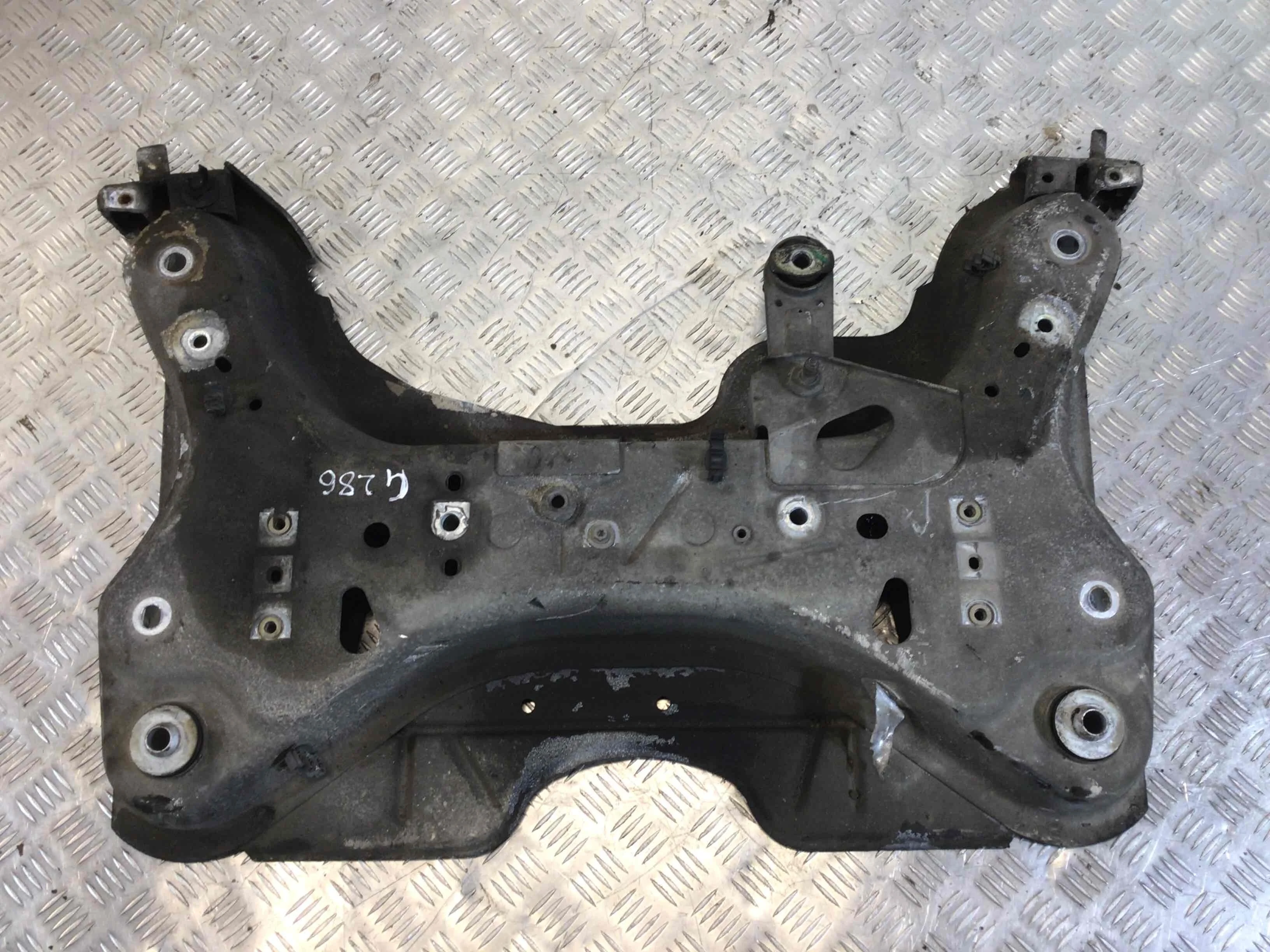 Балка подвески передняя (подрамник) Renault Laguna Laguna II (BG,KG) 2001 - 2007 бензин 1.8 i Автомат Х/б