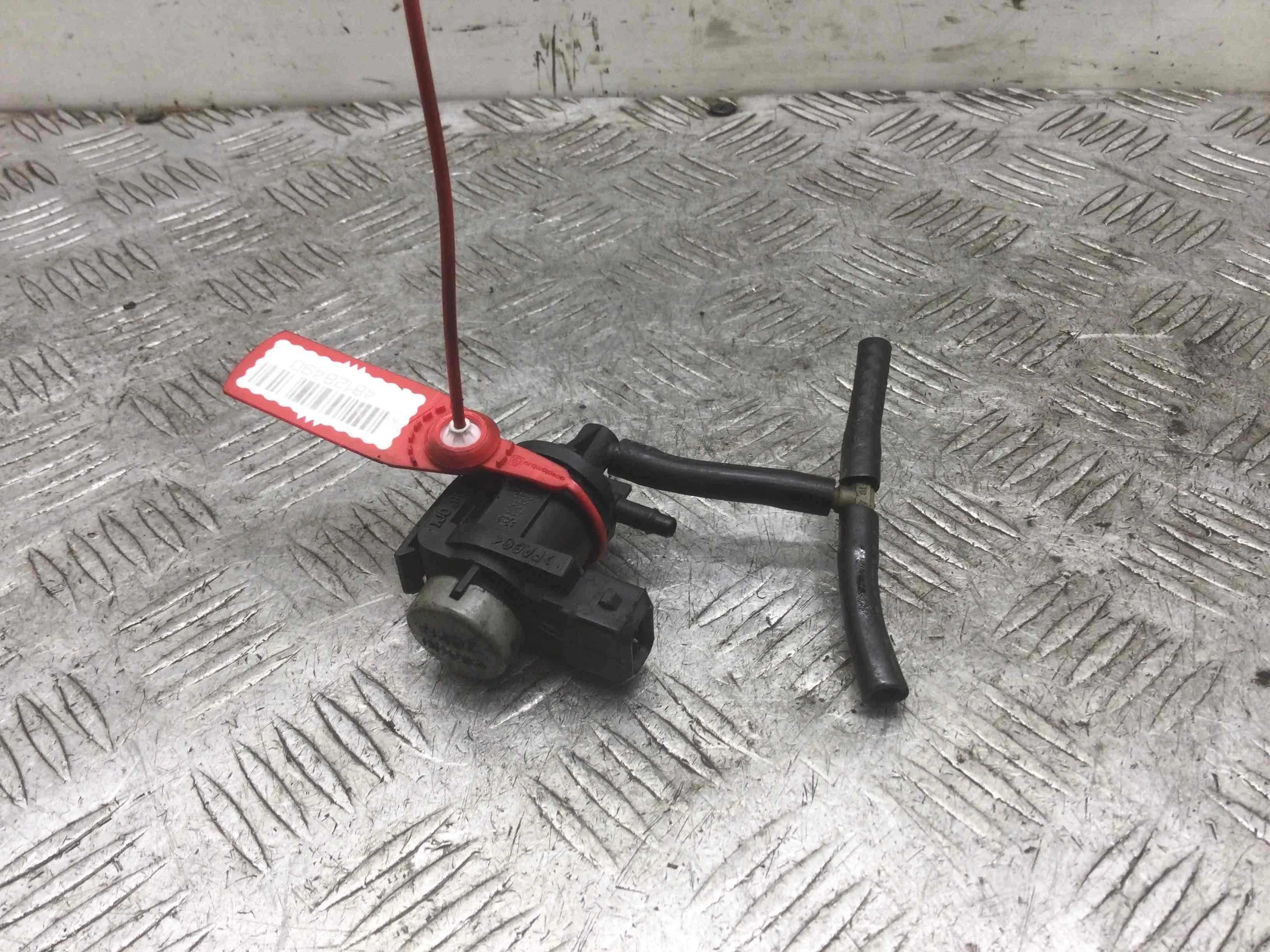 Преобразователь давления (соленоид наддува/EGR) Volkswagen Passat B5+ [рестайлинг] (2000-2005) дизель 1.9 TDI Автомат Седан