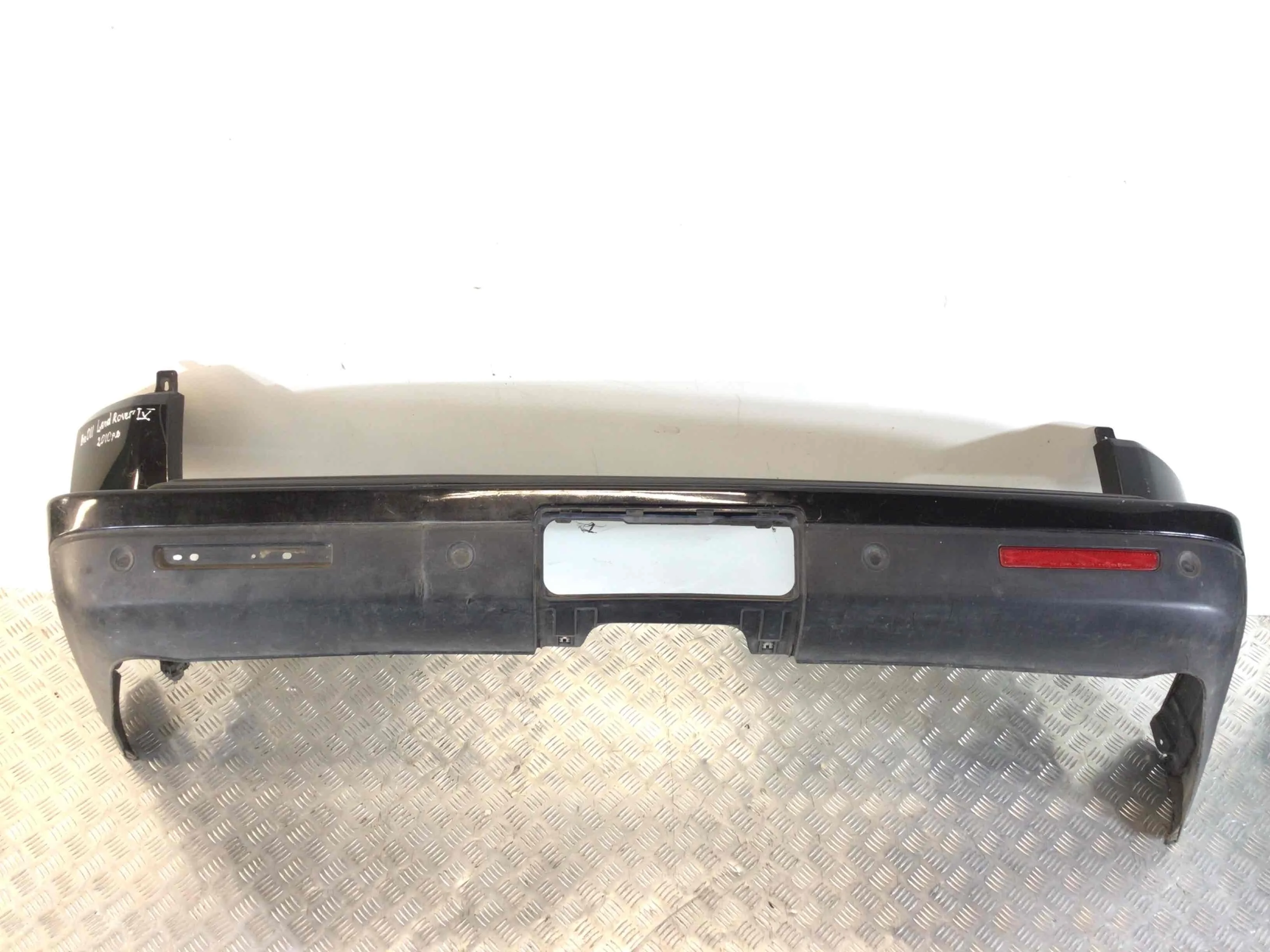 Бампер задний Land Rover Discovery Discovery IV (LA) 2009 - 2018 дизель 2.7  Автомат