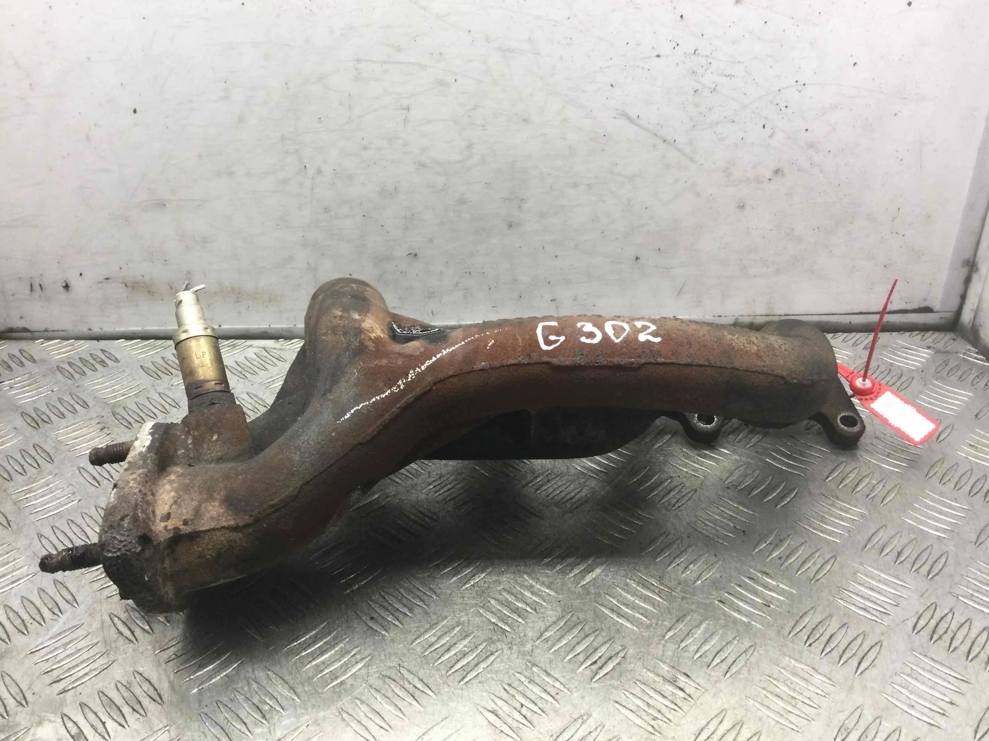 Коллектор выпускной Audi A4 B5 (1994-1999) бензин 1.8 i Механика Седан