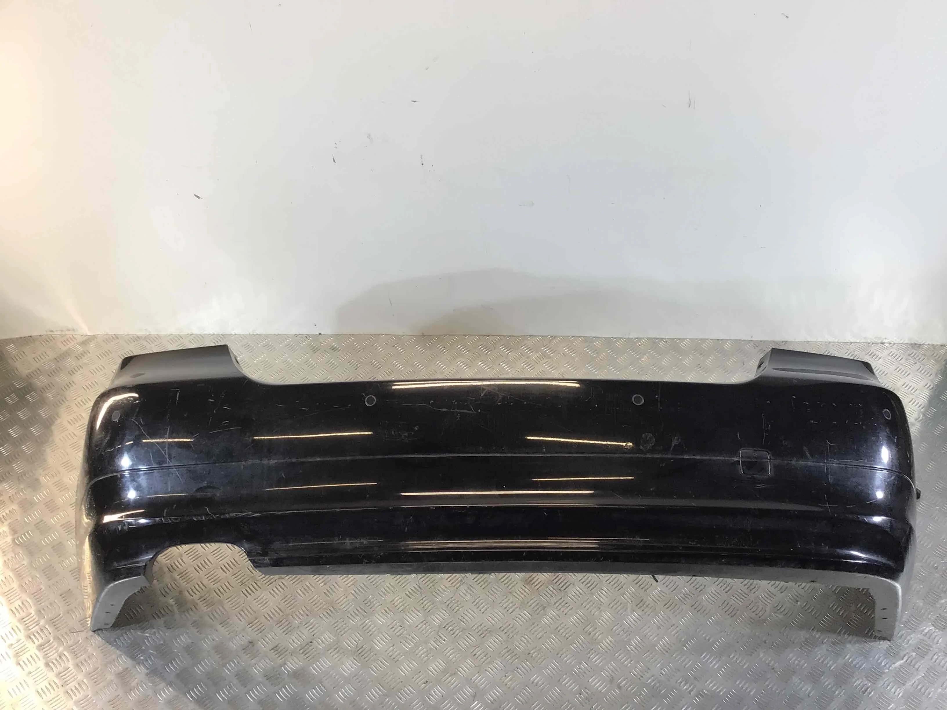 Бампер задний BMW 3-Series 3-Series E90/E91/E92/E93 2005 - 2010 дизель 2.0  Автомат Седан