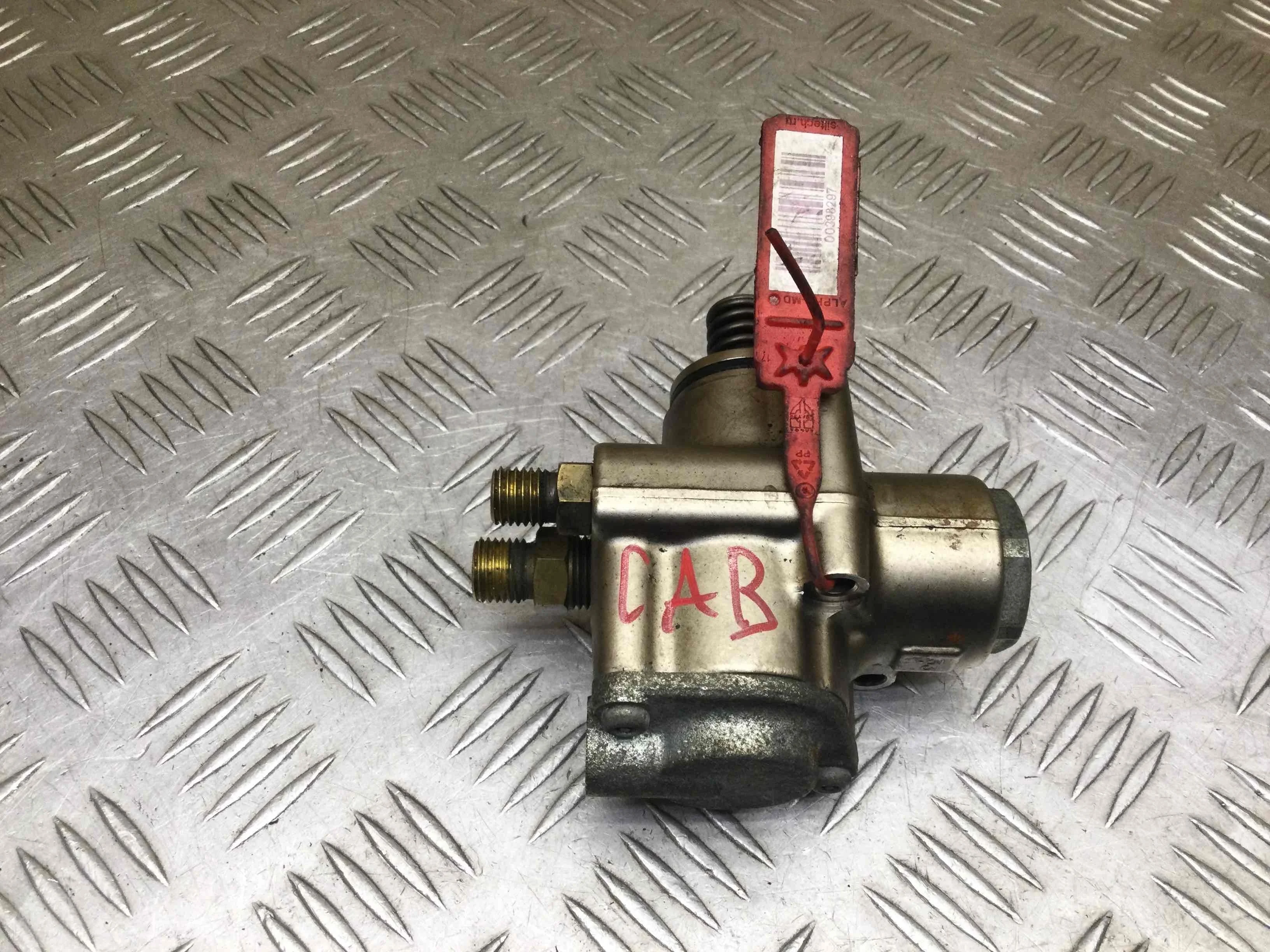 ТНВД Audi A4 B8/8K (2007-2011) бензин 1.8 TSI Механика Седан