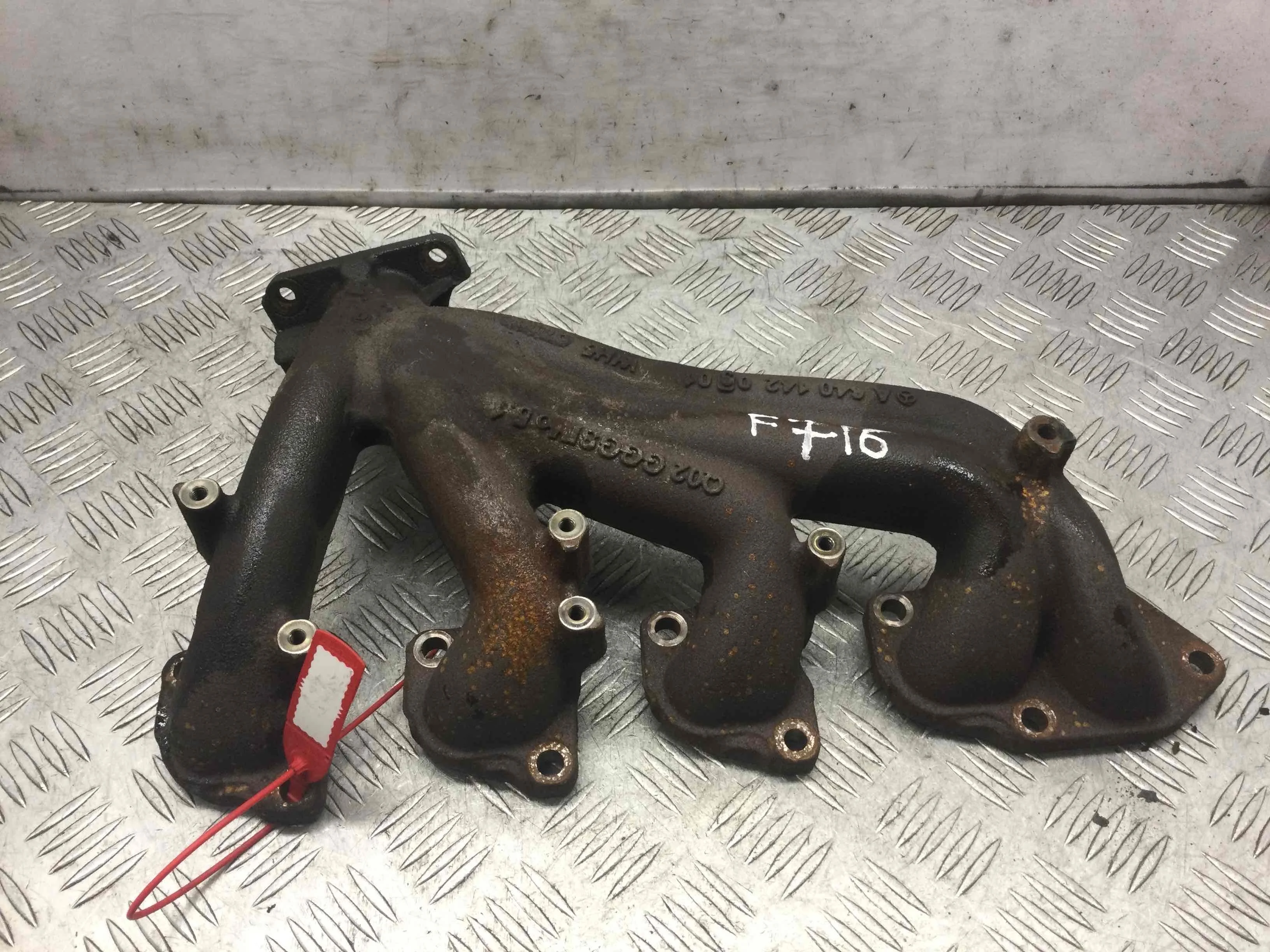 Коллектор выпускной Mercedes B-klasse W245 (2005-2008) дизель 2.0 TD Автомат Седан