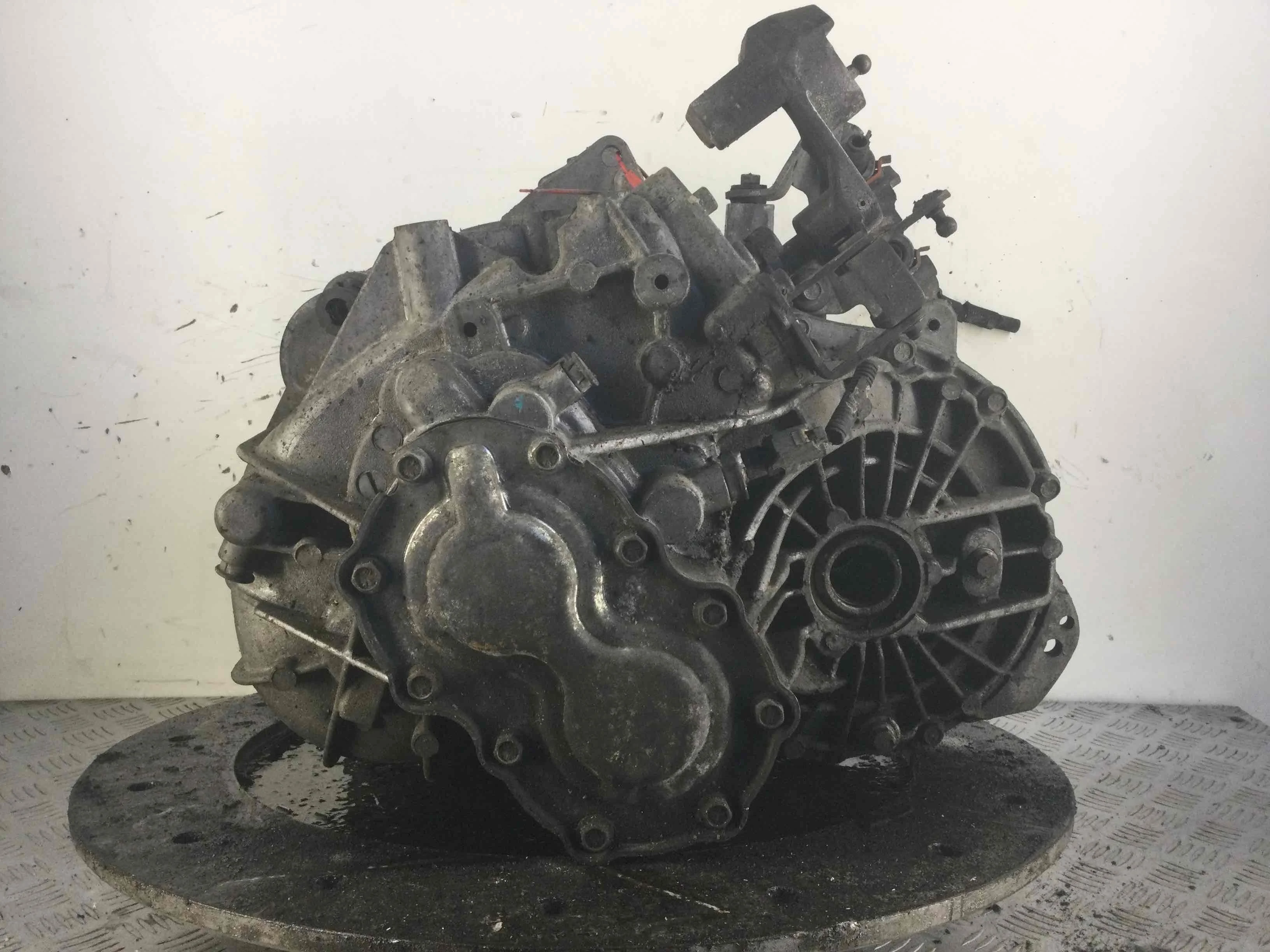 КПП механическая (МКПП) Opel Antara 1 поколение (2006-2011) дизель 2.0 CDI Механика