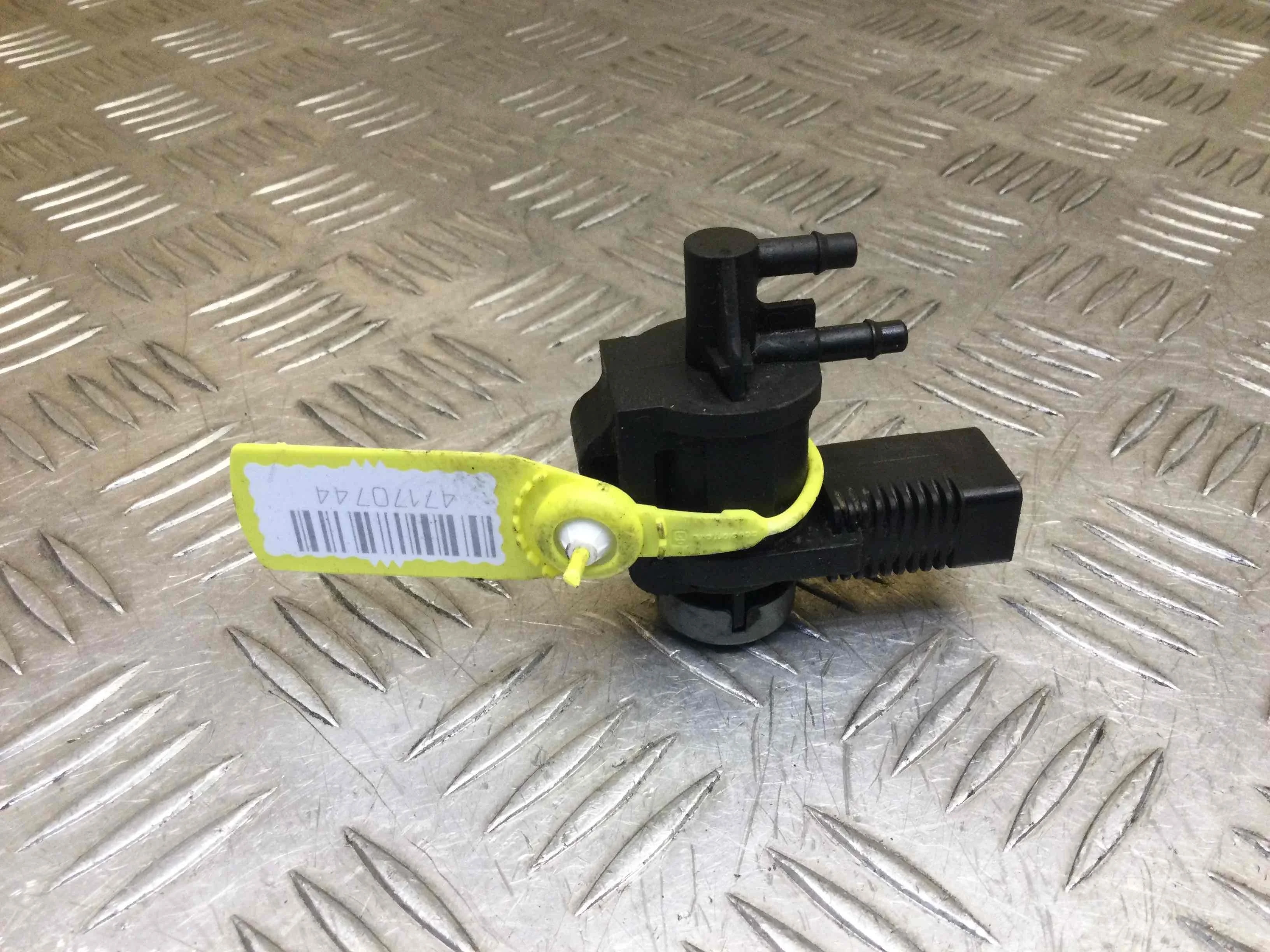 Преобразователь давления (соленоид наддува/EGR) Volkswagen Passat B6 (2005-2010) дизель 2.0 TDI Механика Универсал