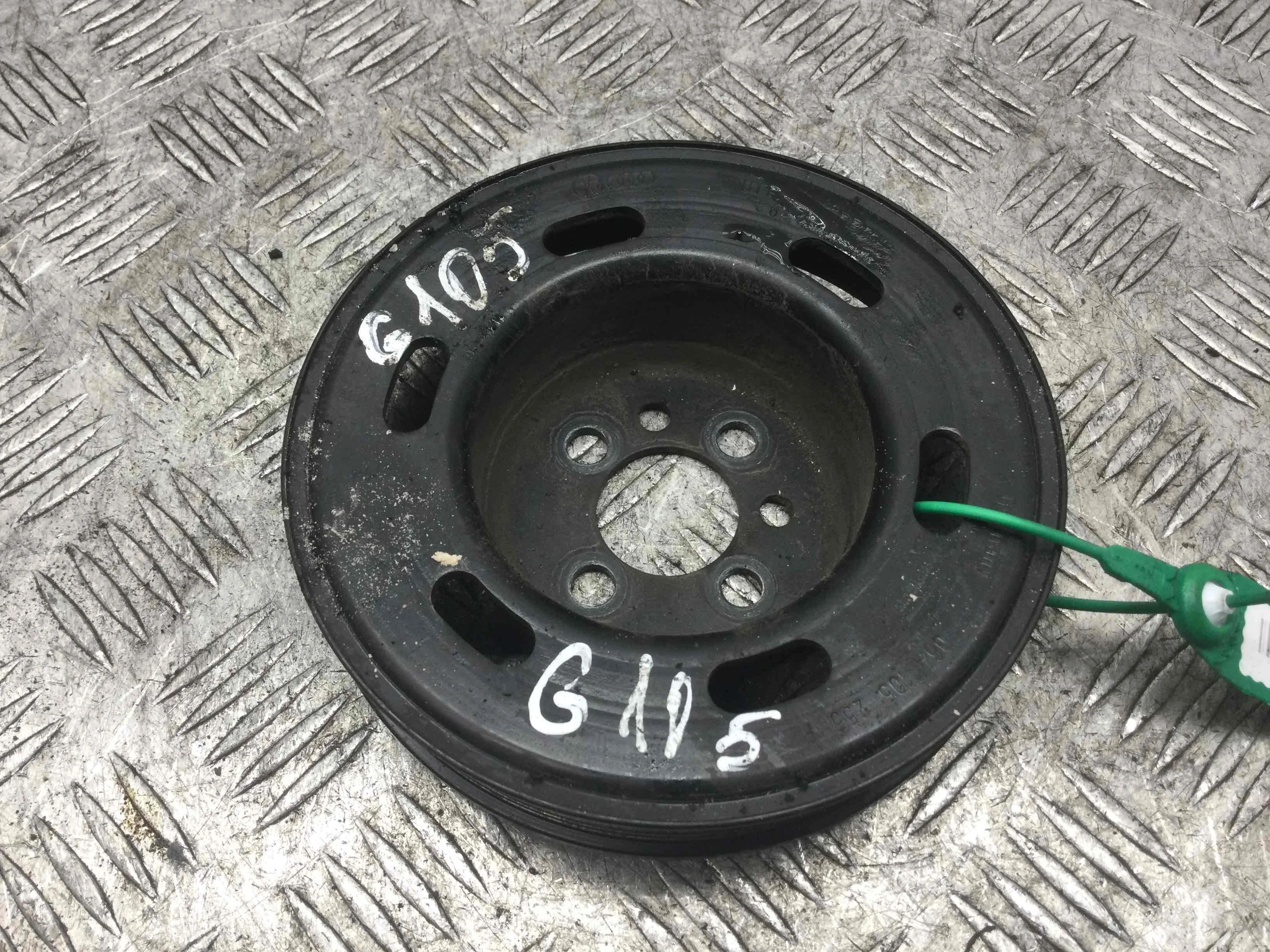 Шкив коленвала Audi A3 8L (1996-2000) бензин 1.6 i Механика Х/б