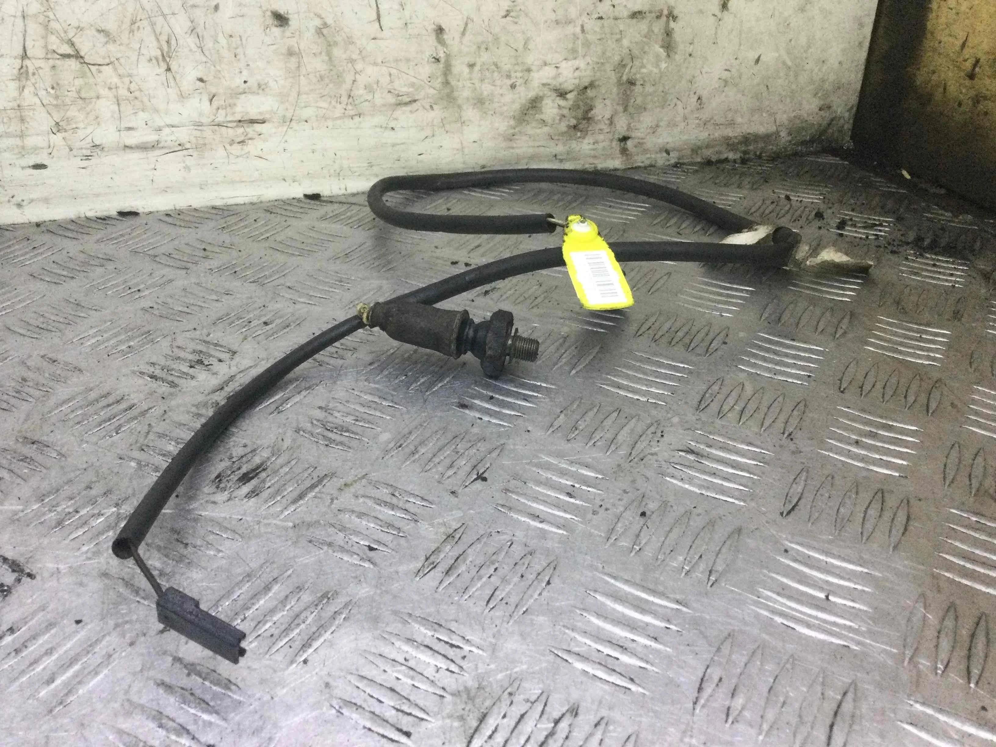 Датчик давления масла Audi A4 B5 (1994-1999) бензин 2.8 i Механика Седан