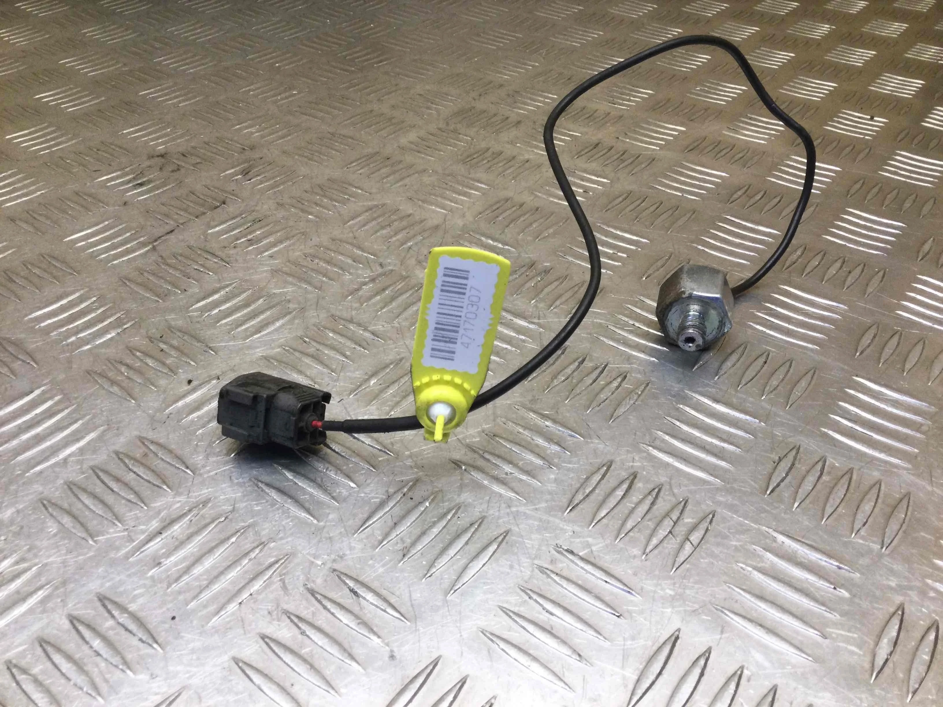 Датчик детонации Mazda 3 3 I (BK) 2003 - 2009 бензин 1.6 i Механика Седан