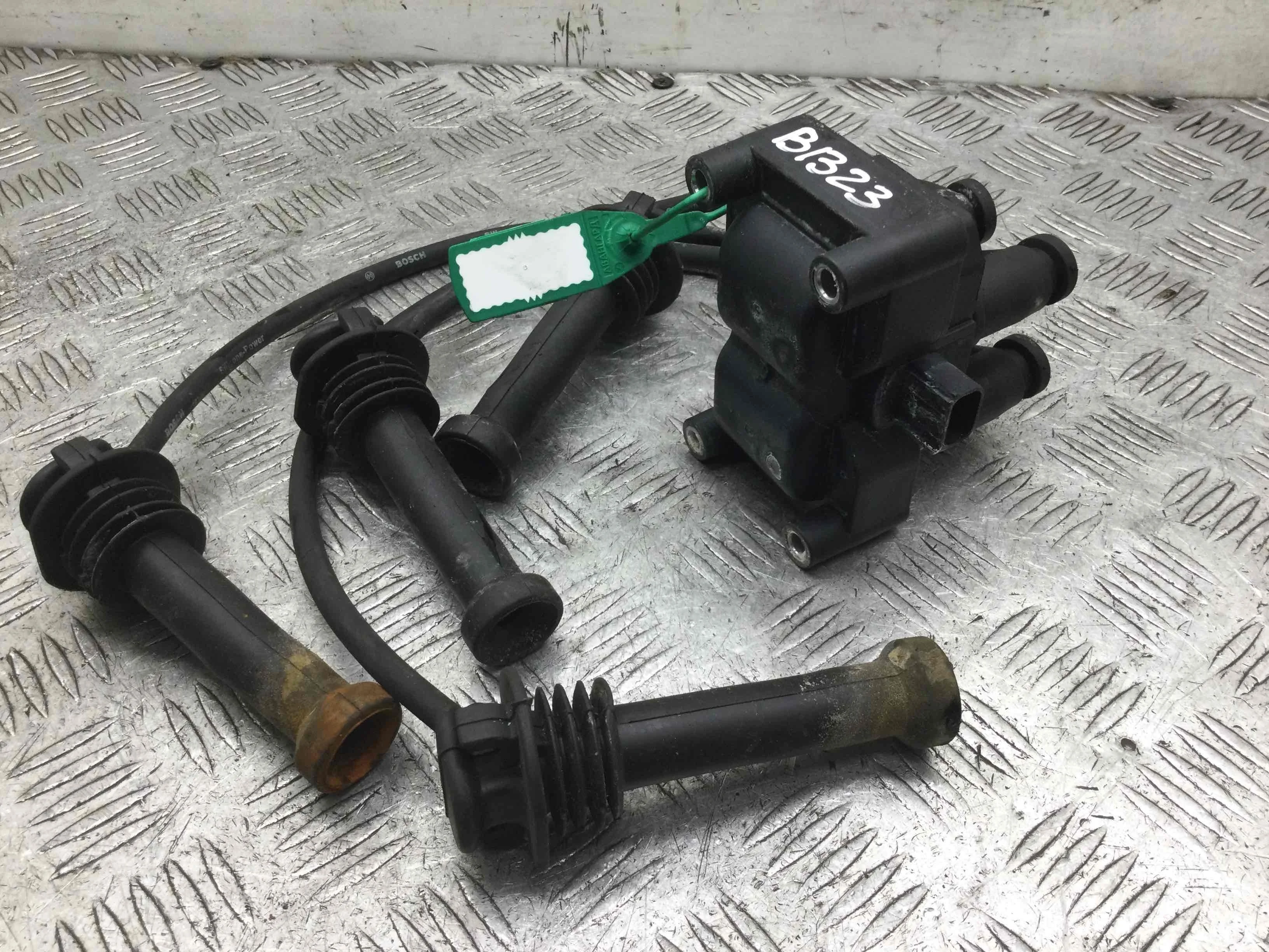 Катушка зажигания Ford Focus 2 поколение (2005-2008) бензин 1.6  Механика Х/б