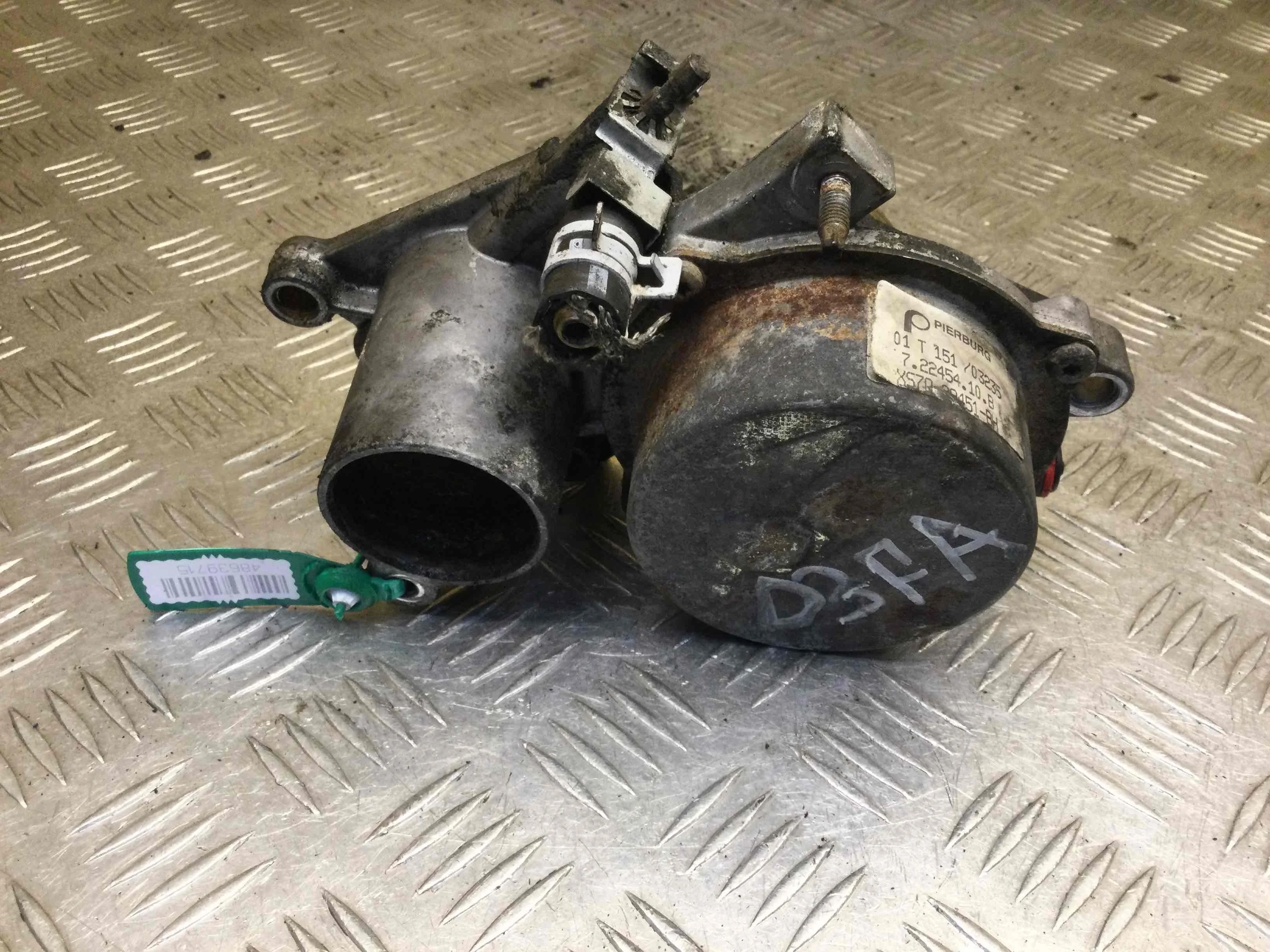 Насос вакуумный Ford Transit 3 поколение (2000-2006) дизель 2.0  Механика Микроавтобус