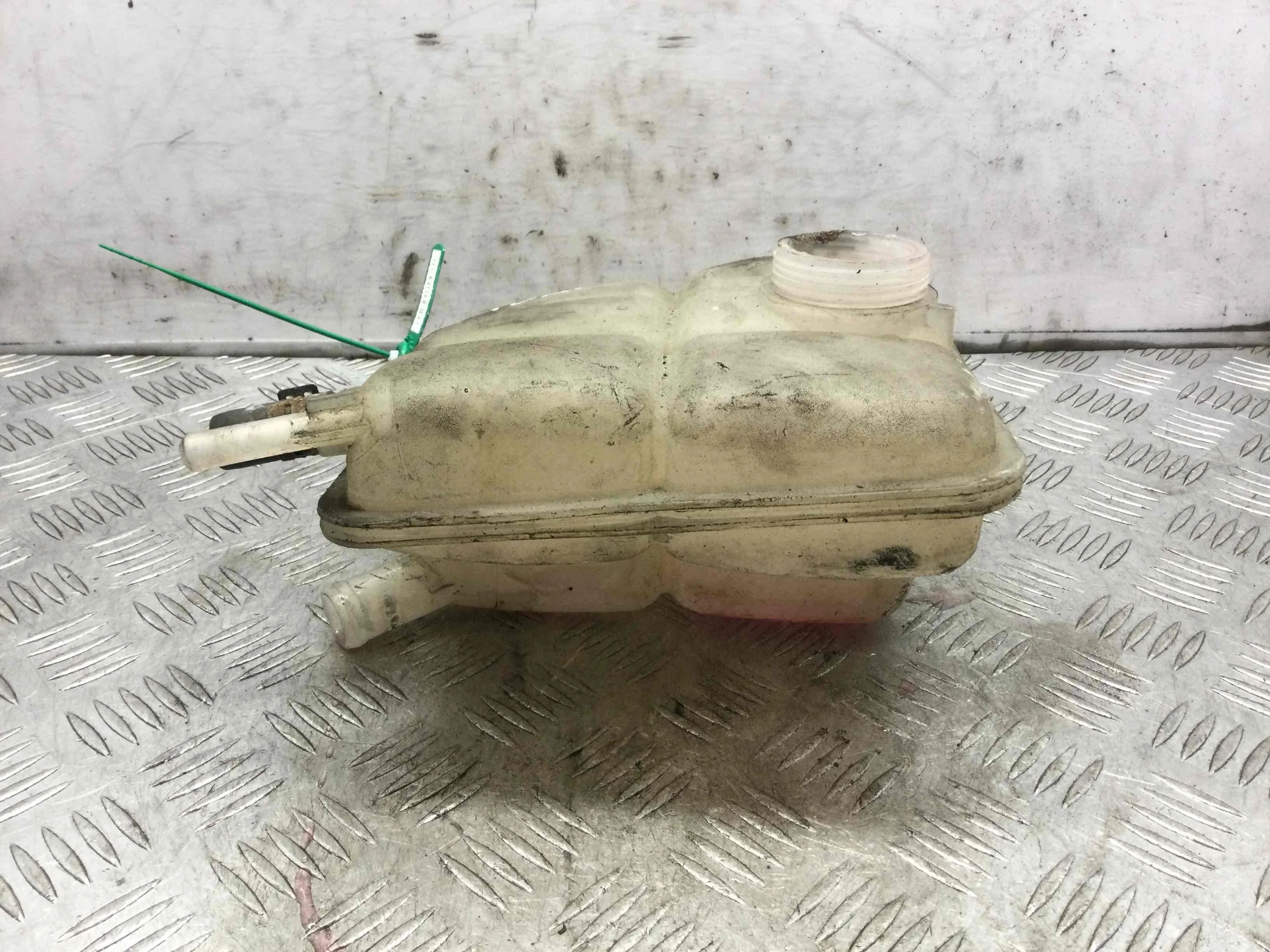 Бачок расширительный Ford C-MAX 1 поколение (2003-2007) бензин 1.8 i Механика Х/б